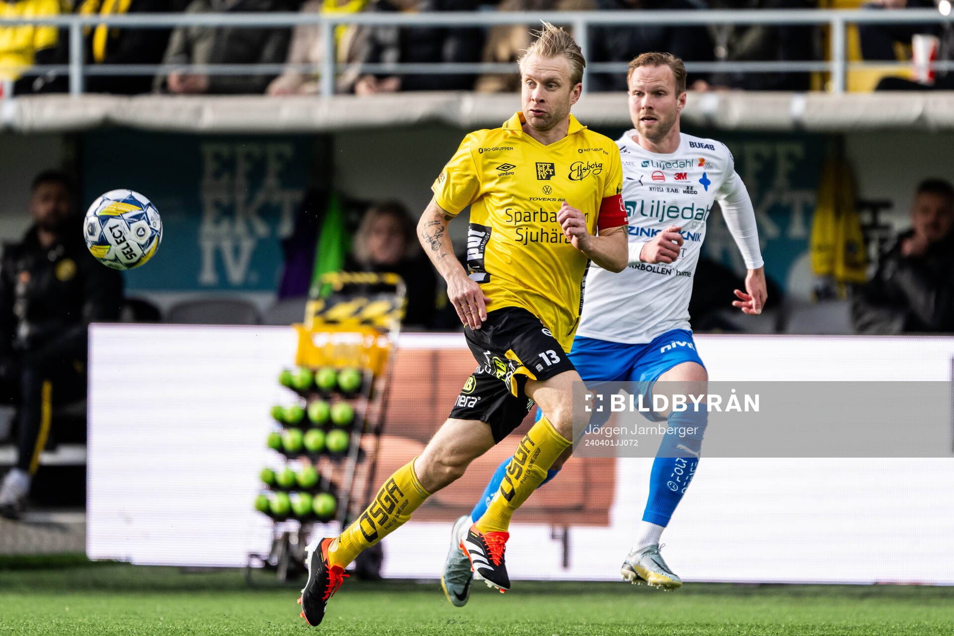 Elfsborgs Johan Larsson och Värnamos Gustav Engvall