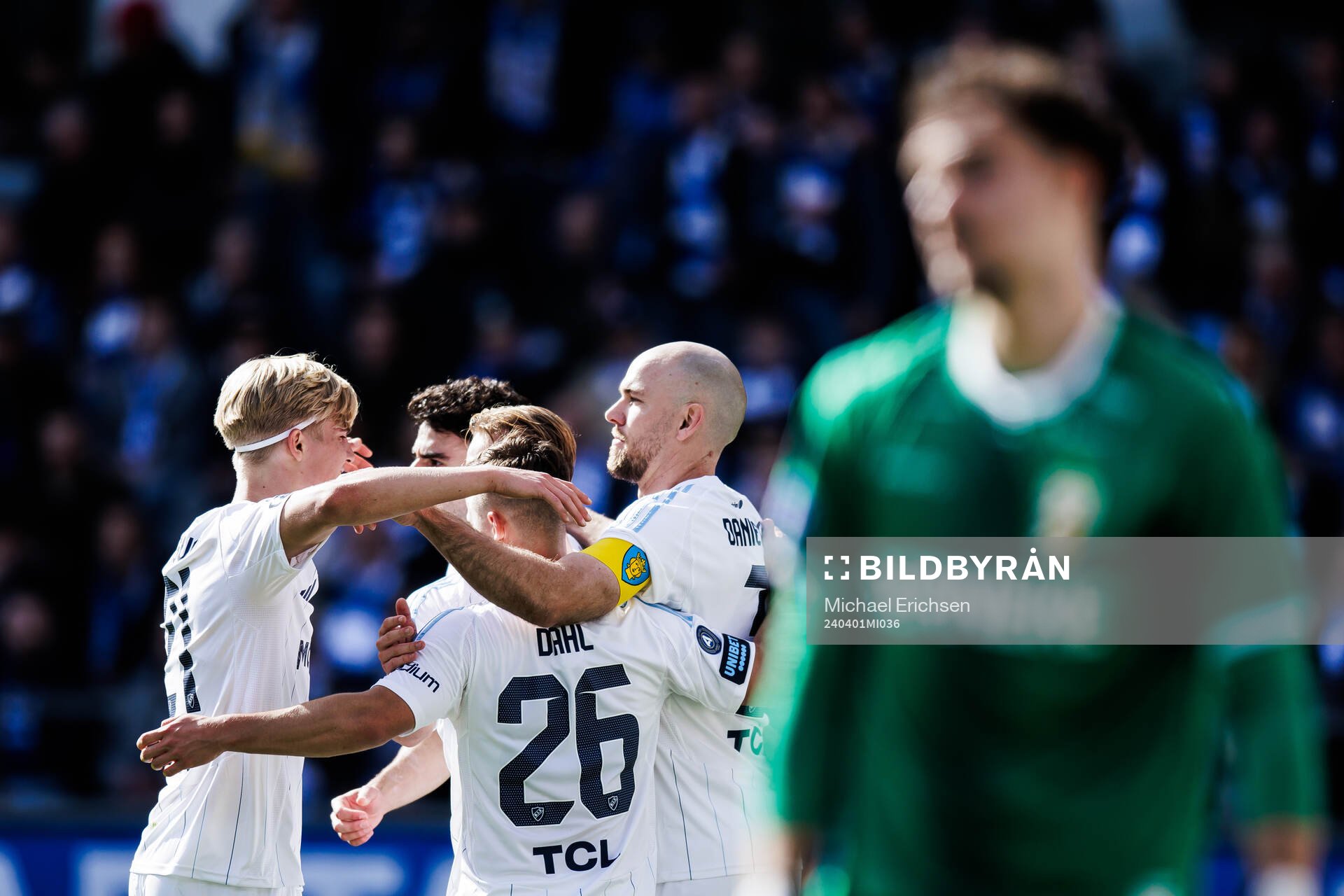 Djurgårdens Marcus Danielson jublar med lagkamrater