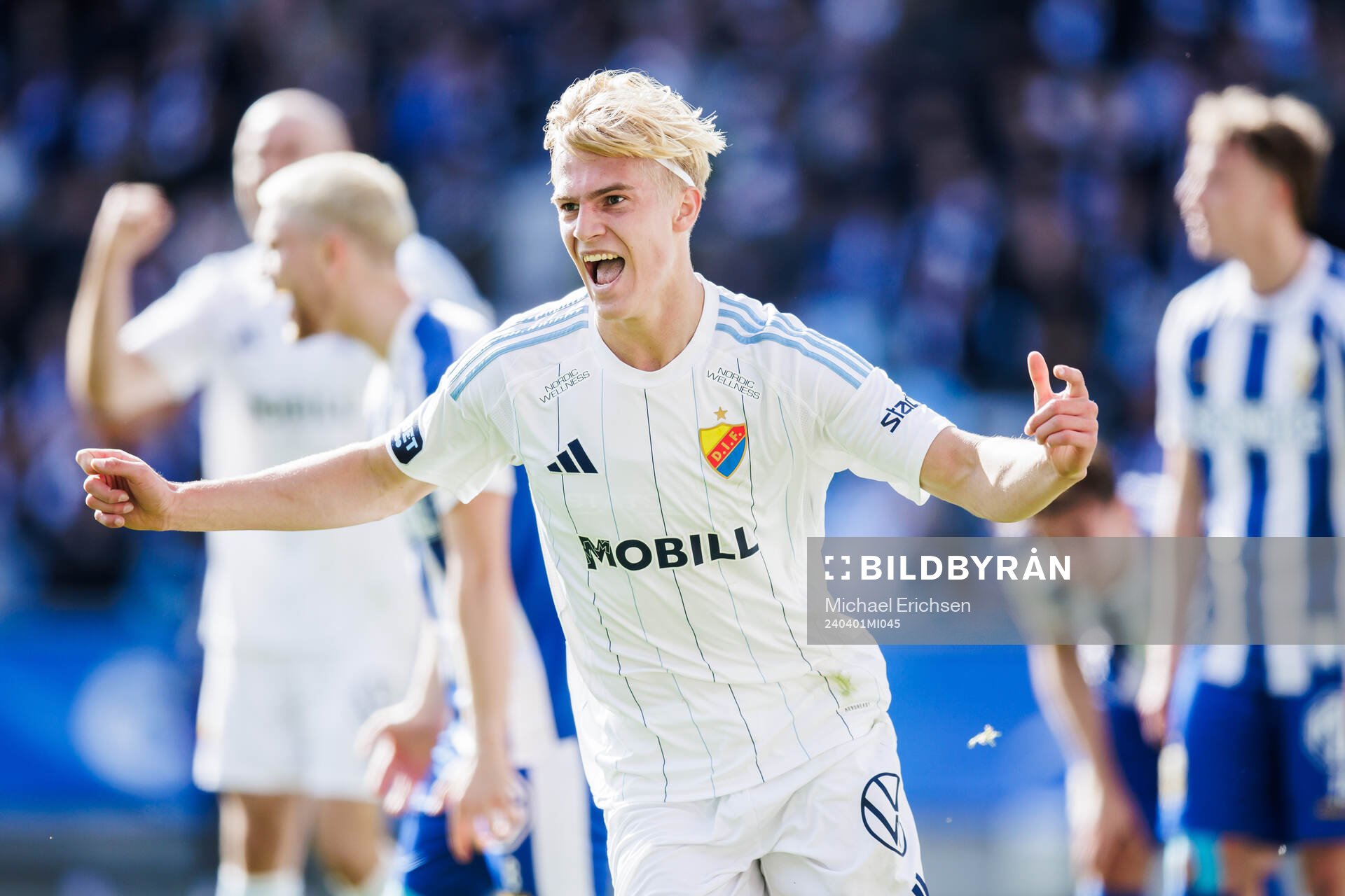 Djurgårdens Lucas Bergvall jublar