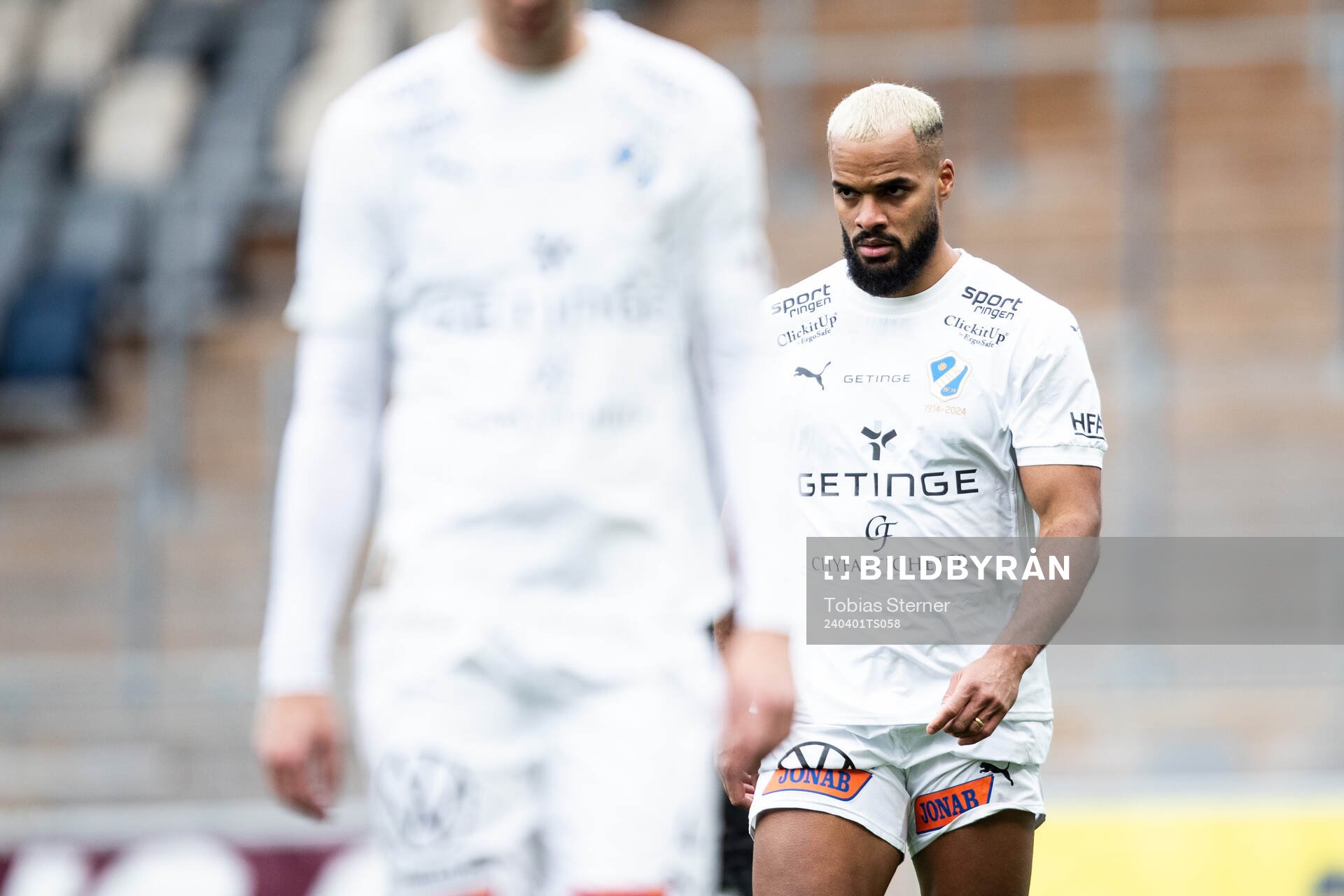 Halmstads Phil Ofosu-Ayeh deppar