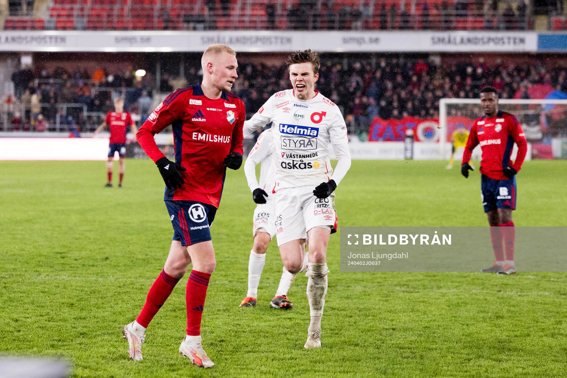 Östers Adam Bergmark Wiberg deppar att han missat en straff