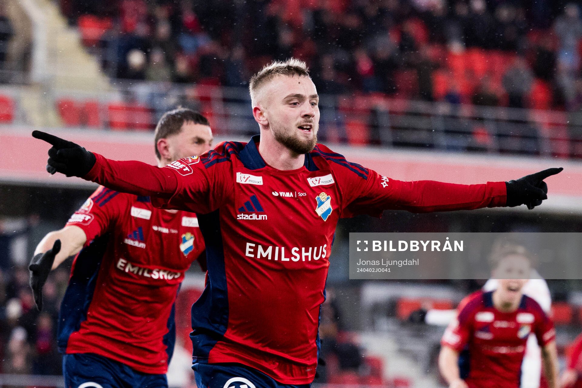 Östers Chriss-Albin Mörfelt jublar