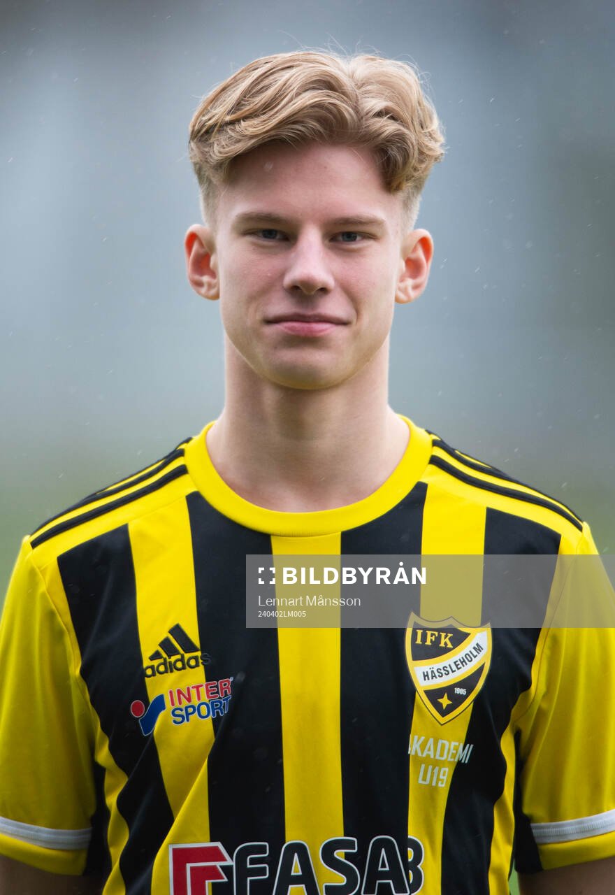 Noel Larsson, IFK Hässleholm, A-lag och U19-lag, i