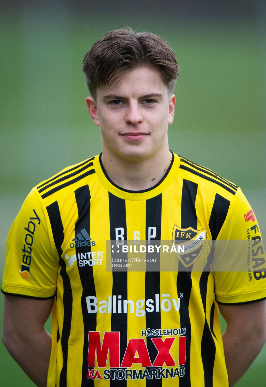 Jussi Tikkanen, IFK Hässleholm, A-lag och U19-lag, i
