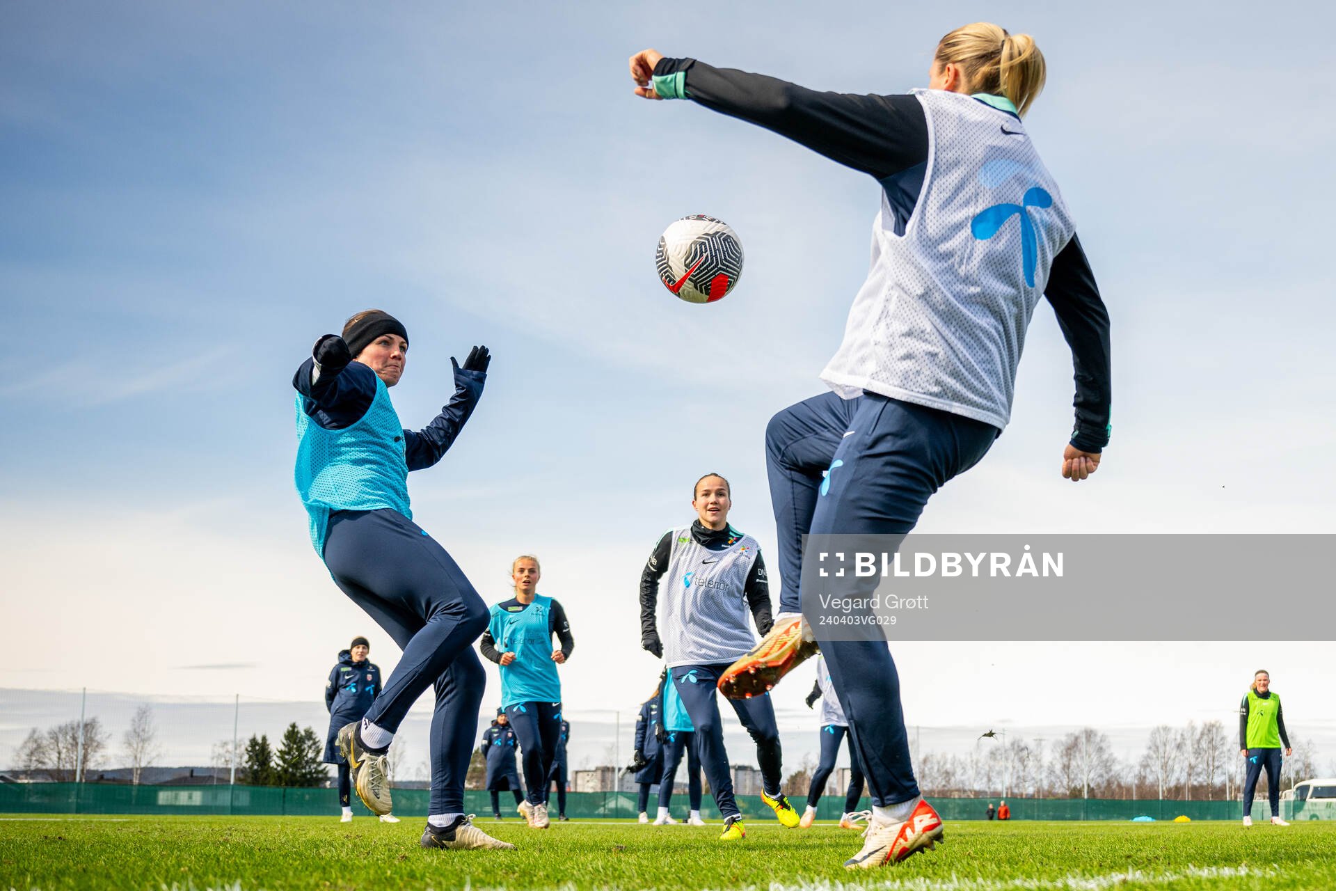 Tuva Hansen and Lisa Naalsund of the Norwegian women's