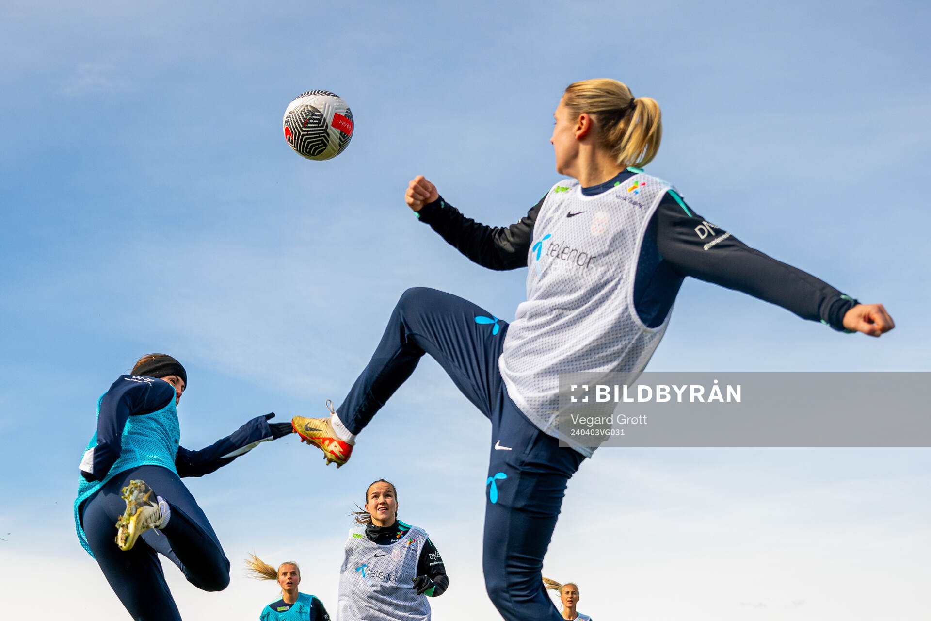 Tuva Hansen and Lisa Naalsund of the Norwegian women's
