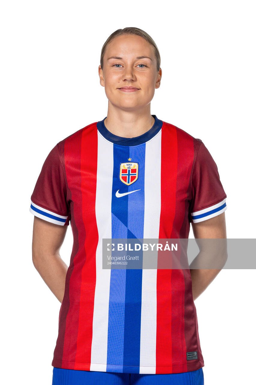 Lisa Naalsund of the Norwegian women's national football