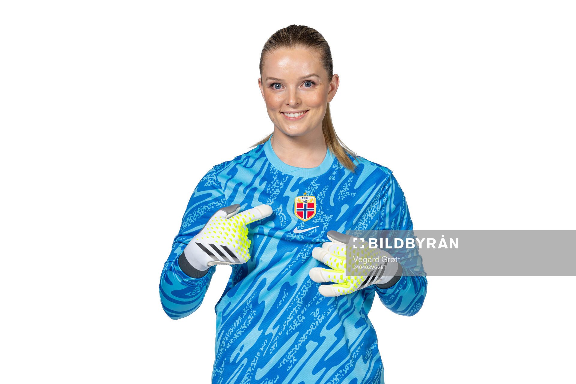 Goalkeeper Guro Pettersen of the Norwegian women's national