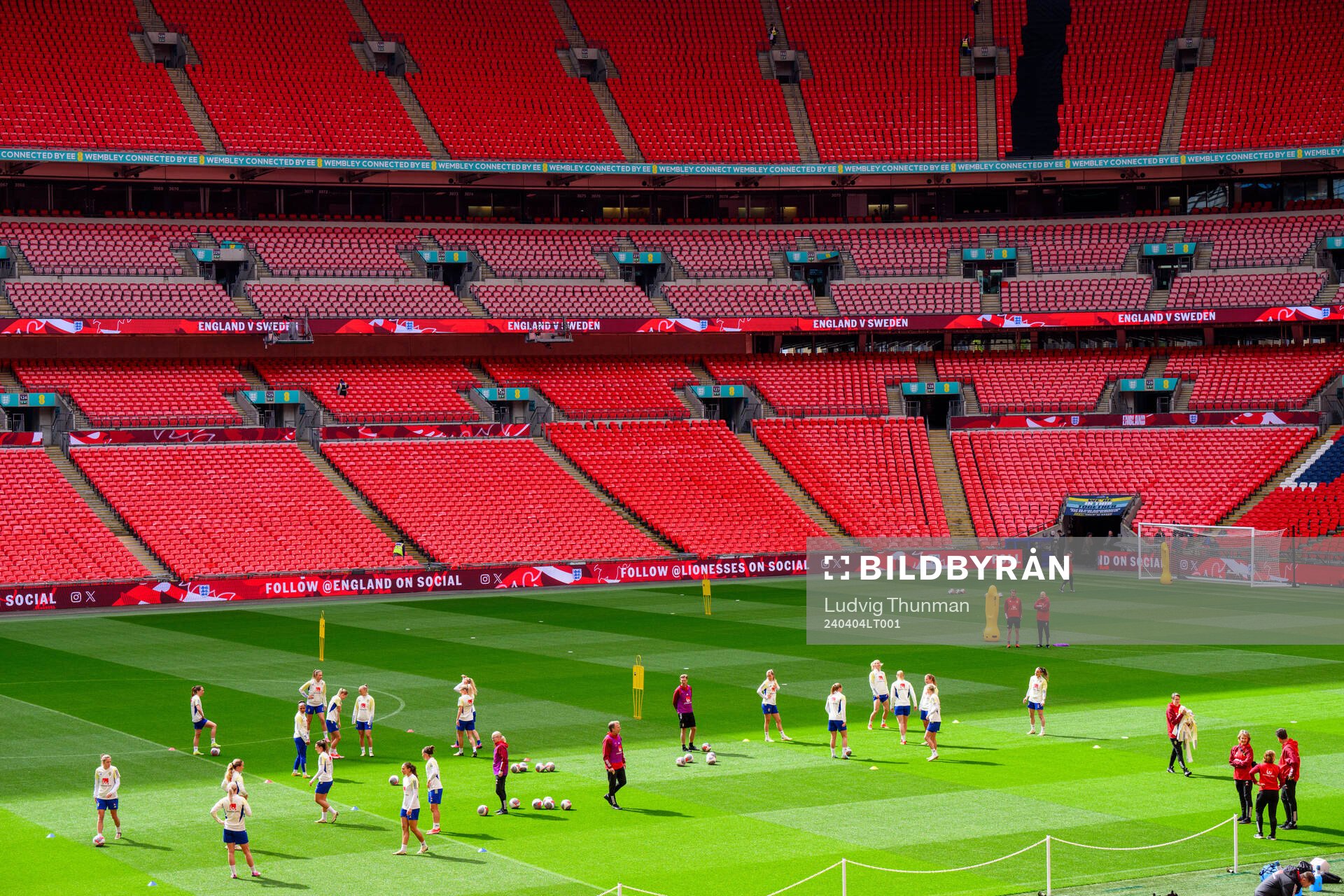 General view of the women's national football team of