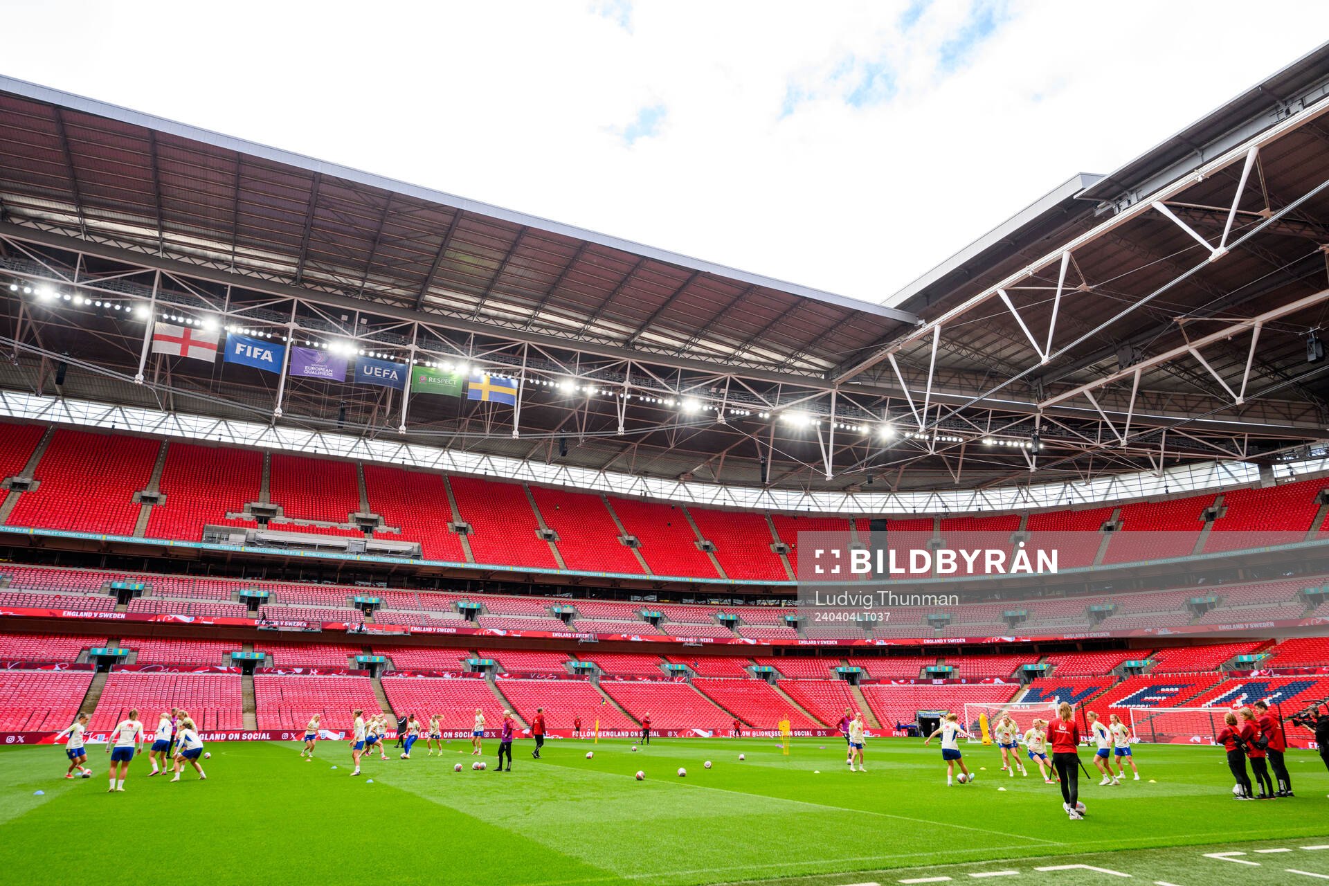 General view of the women's national football team of