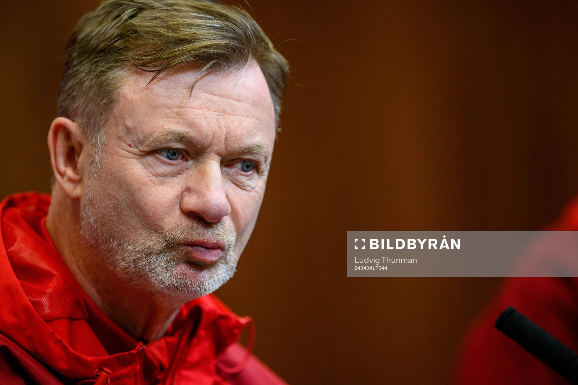 Head coach Peter Gerhardsson of Sweden of the women's