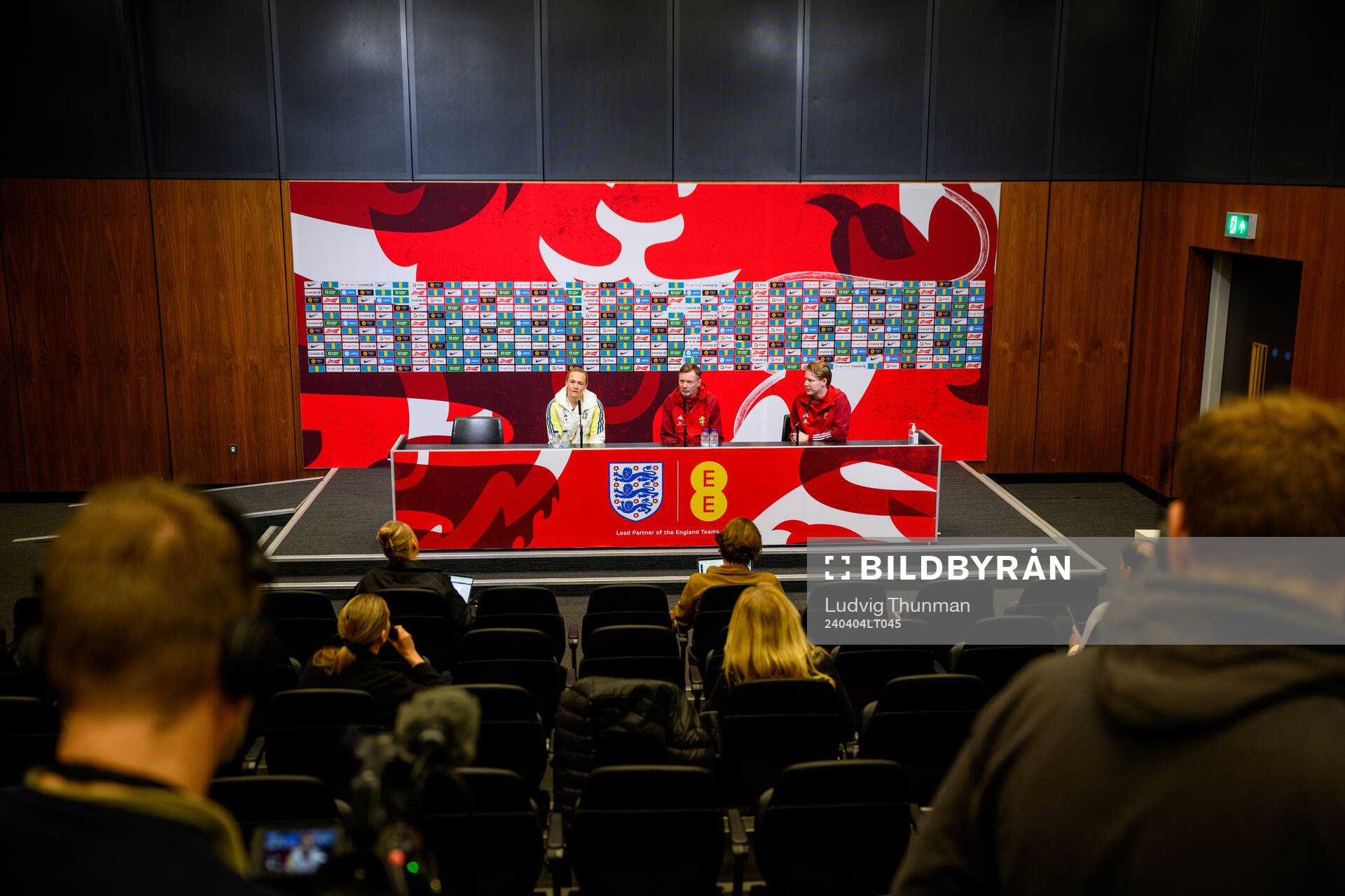 Magdalena Eriksson and Head coach Peter Gerhardsson of