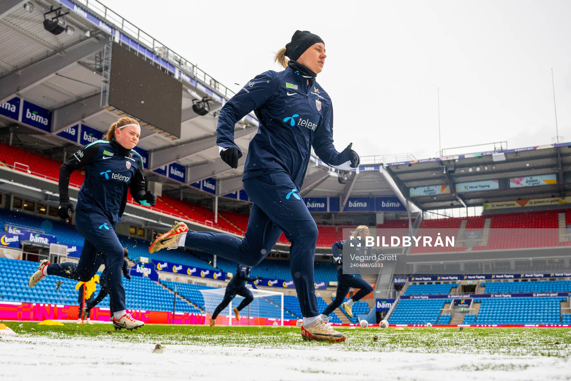 Signe Gaupset and Lisa Fjeldstad Naalsund of the Norwegian