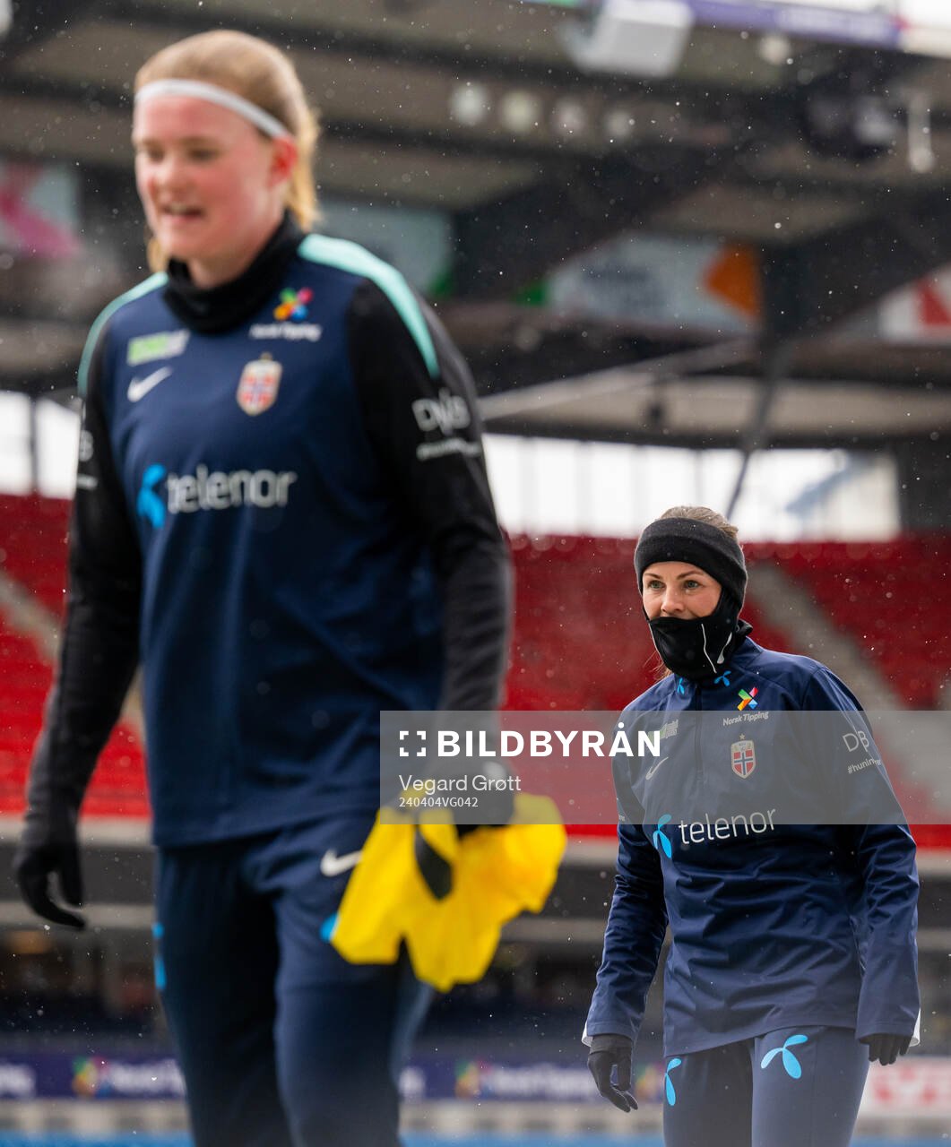 Tuva Hansen and Signe Gaupset of the Norwegian women's
