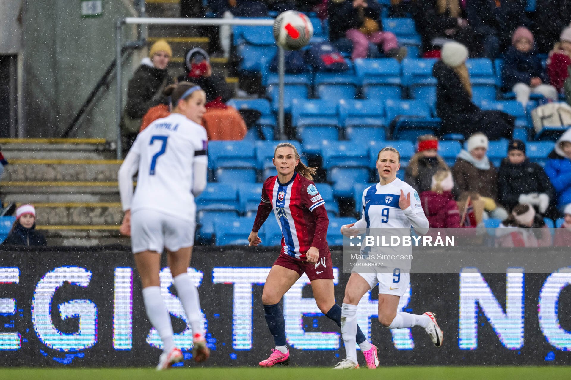 Emilie Bosshard Haavi of Norway and Katariina Kosola of