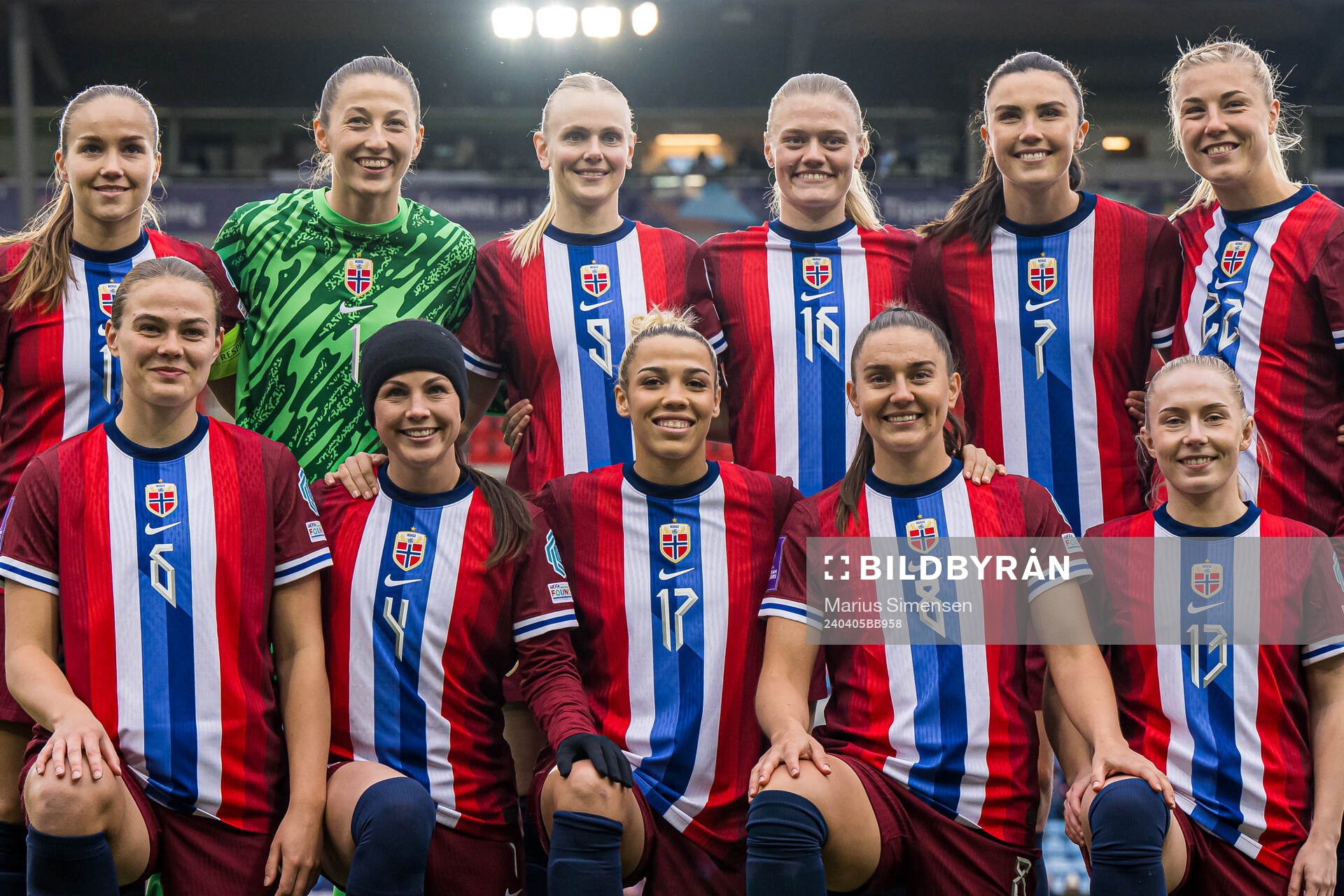 The starting eleven of Norway, from the top left; Guro