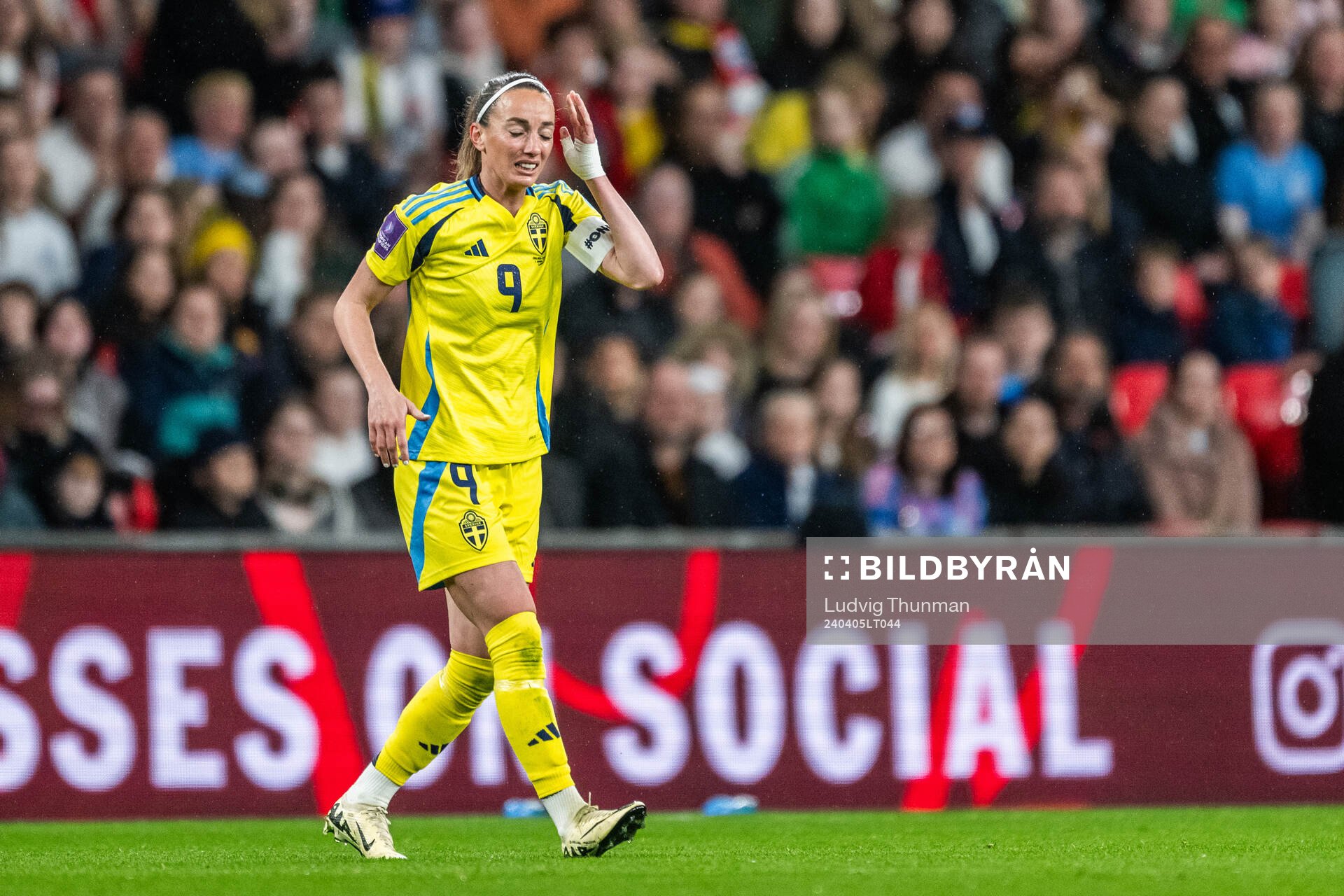 Kosovare Asllani of Sweden