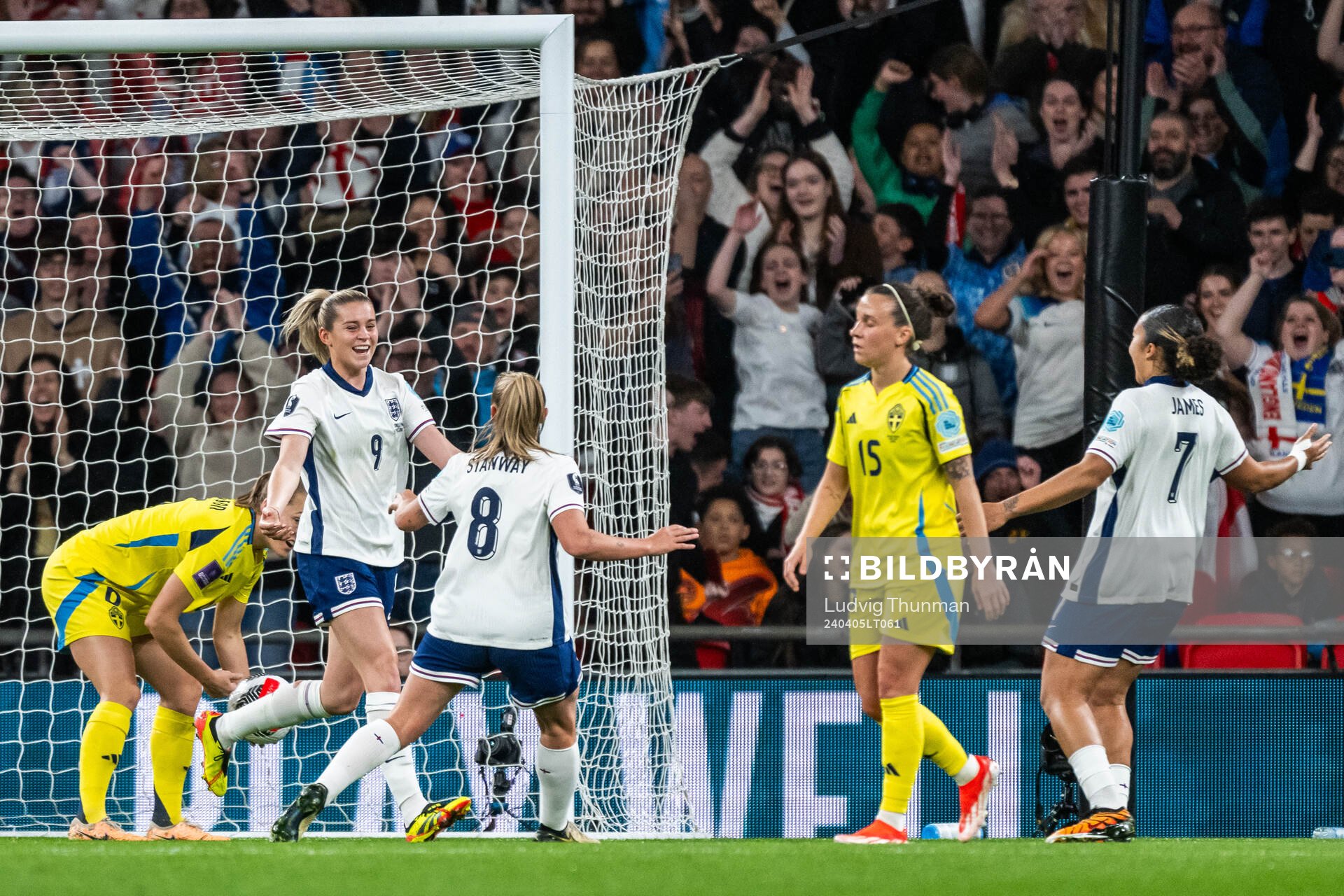 Alessia Russo of England celebrates with team mates