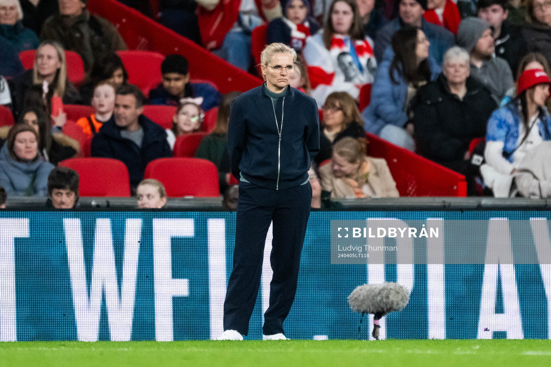 Head coach Sarina Wiegman of England
