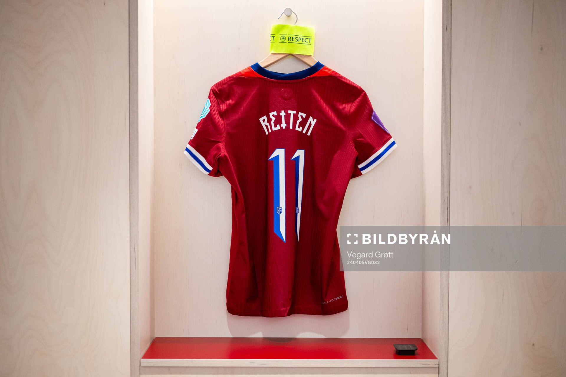 The kit of Guro Reiten of Norway in the dressing room