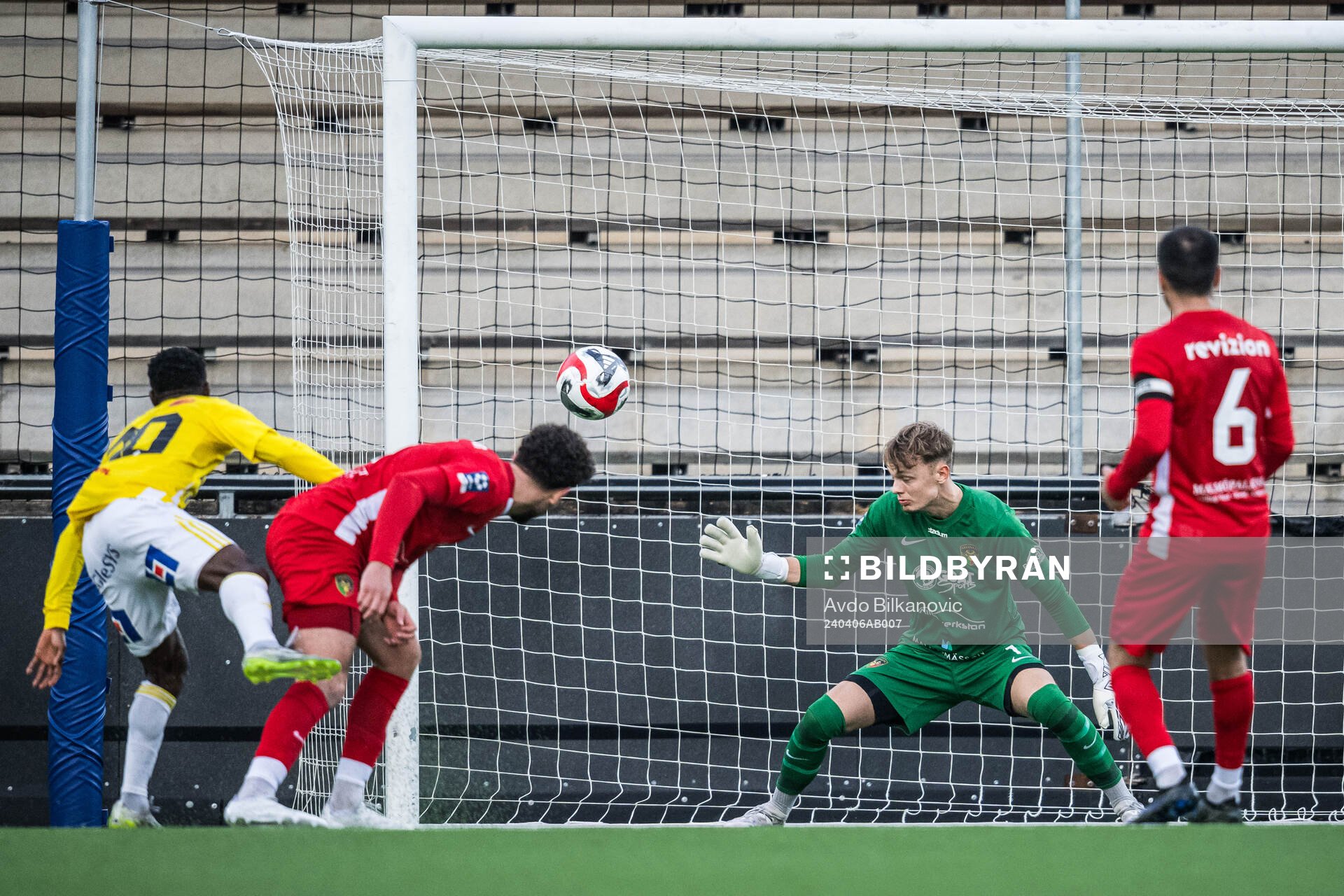 Falkenbergs FFs Wanbe Godwin Aguda gör 0-1