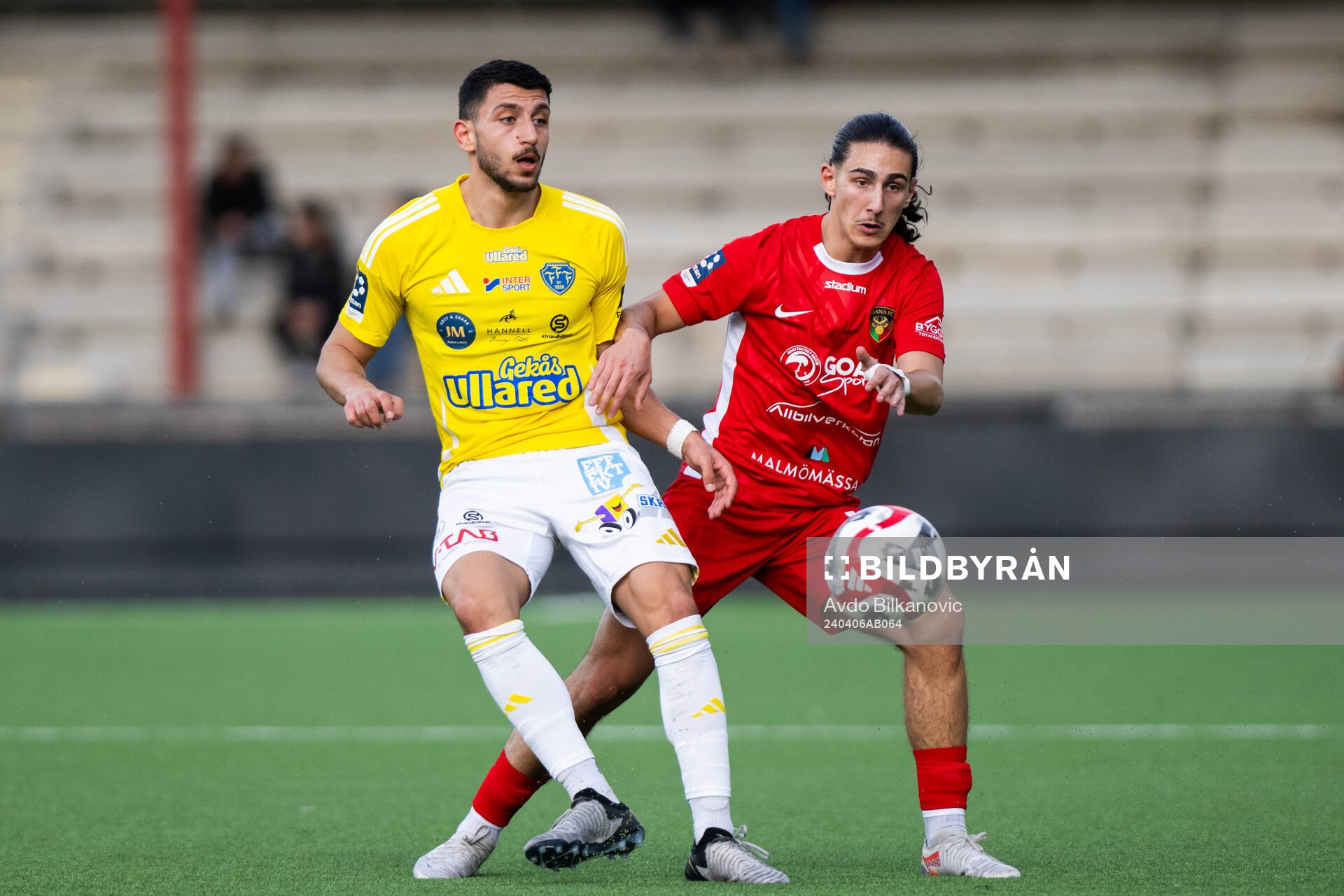 Falkenbergs FFs Leonardo Farah Shahin och Ariana FCs Esim