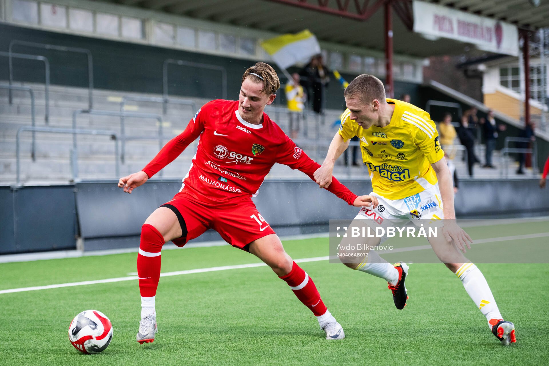 Ariana FCs Lukas Minter Wettergren och Falkenbergs FFs