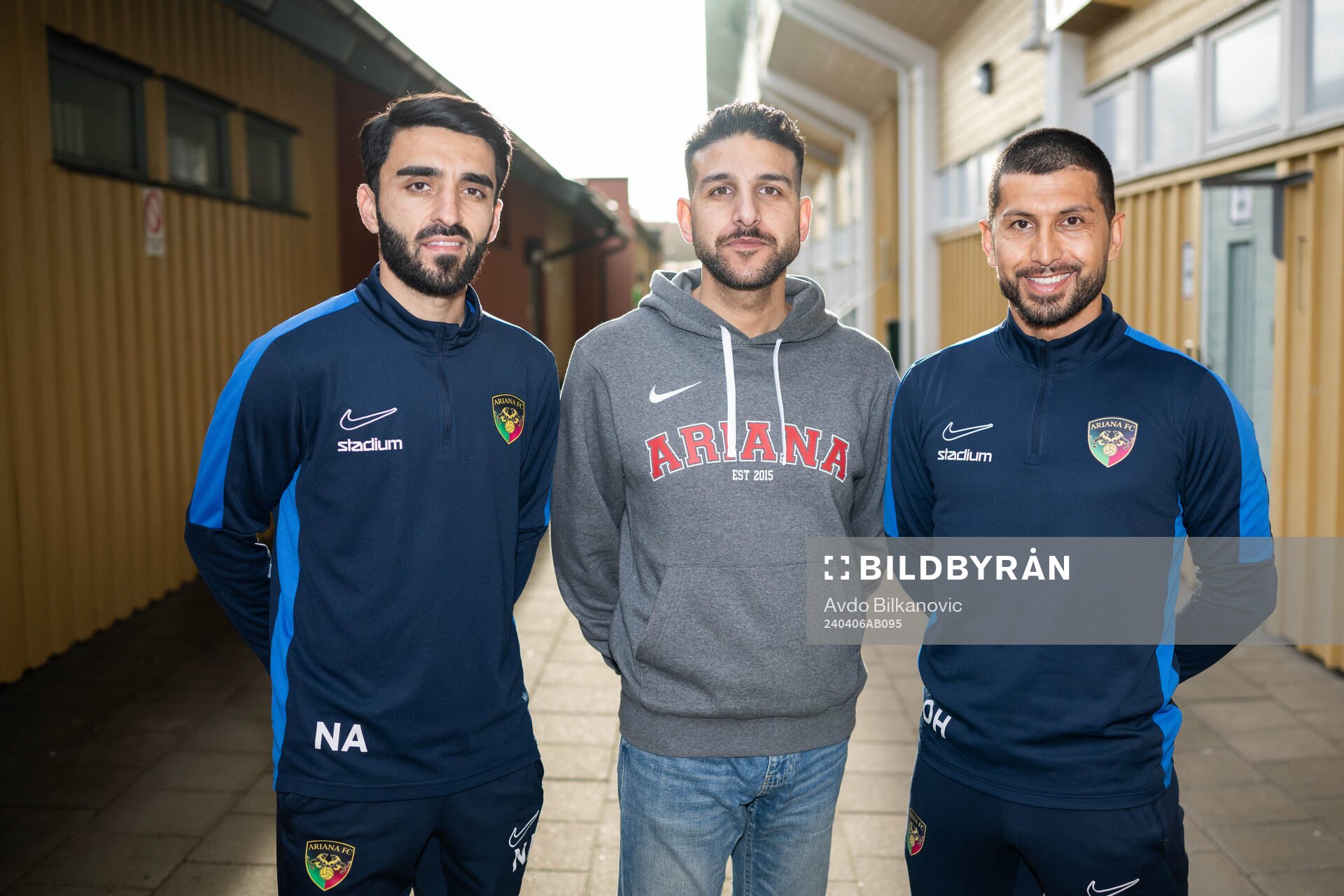 Ariana FCs klubbchef Norlla Amiri, ordförande Taher Azizi och sportchef Omid Hushmand under fotbollsmatchen i Division 1 Södra mellan Ariana FC och Falkenbergs FF den 6 april 2024 i Malmö.