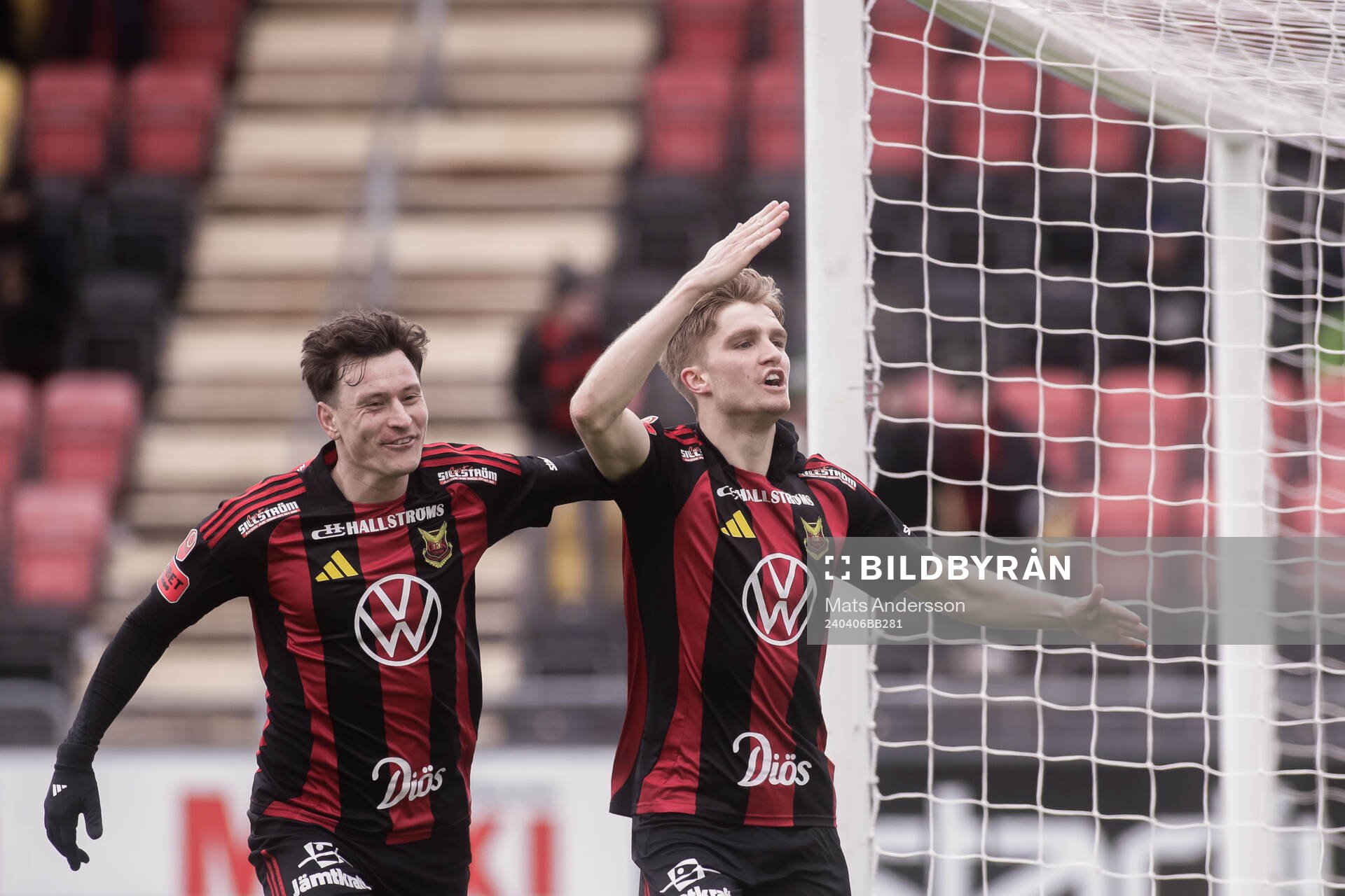 Östersunds Jakob Hedenquist jublar