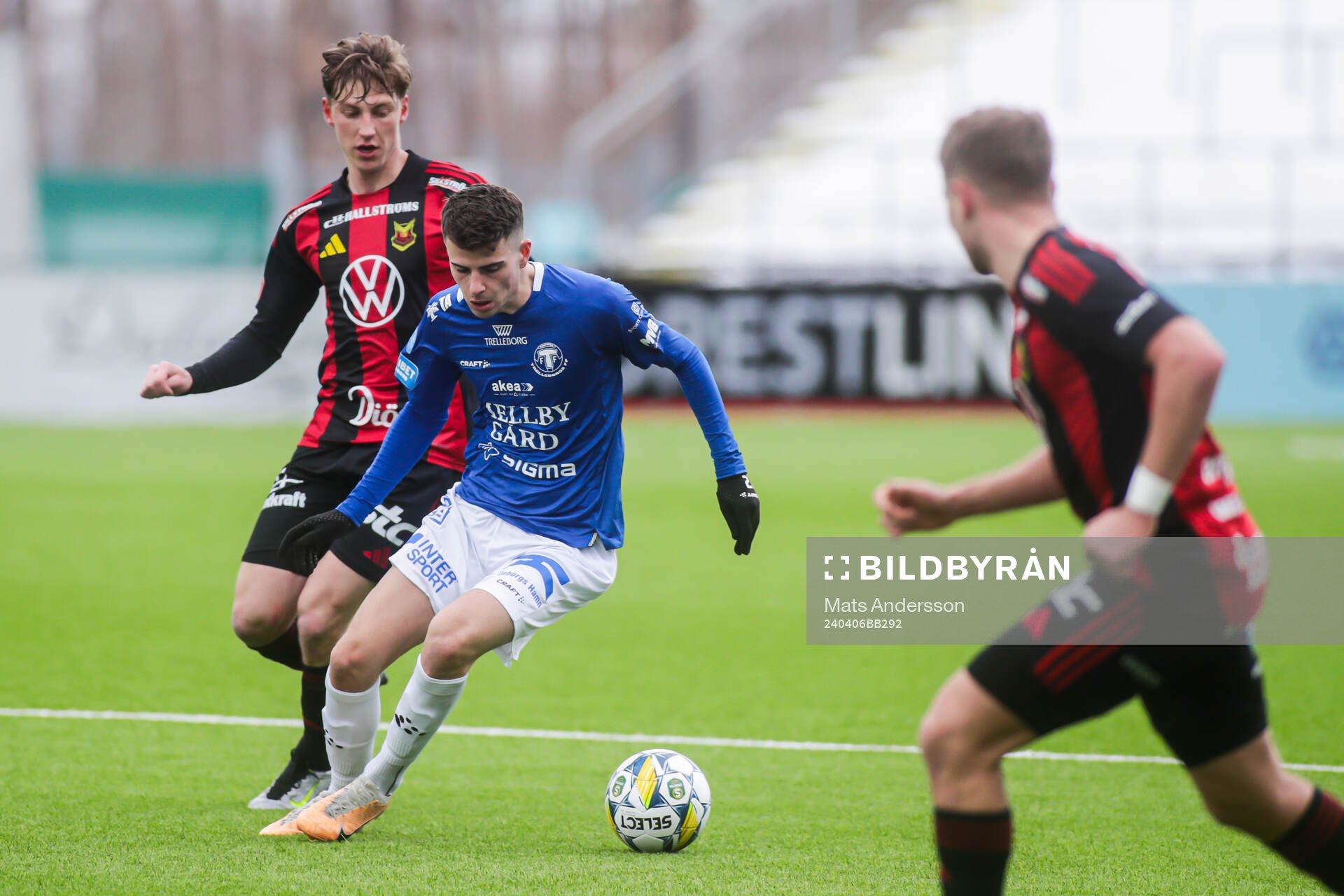 Trelleborgs Eren Alievski och Östersunds Albin Sporrong