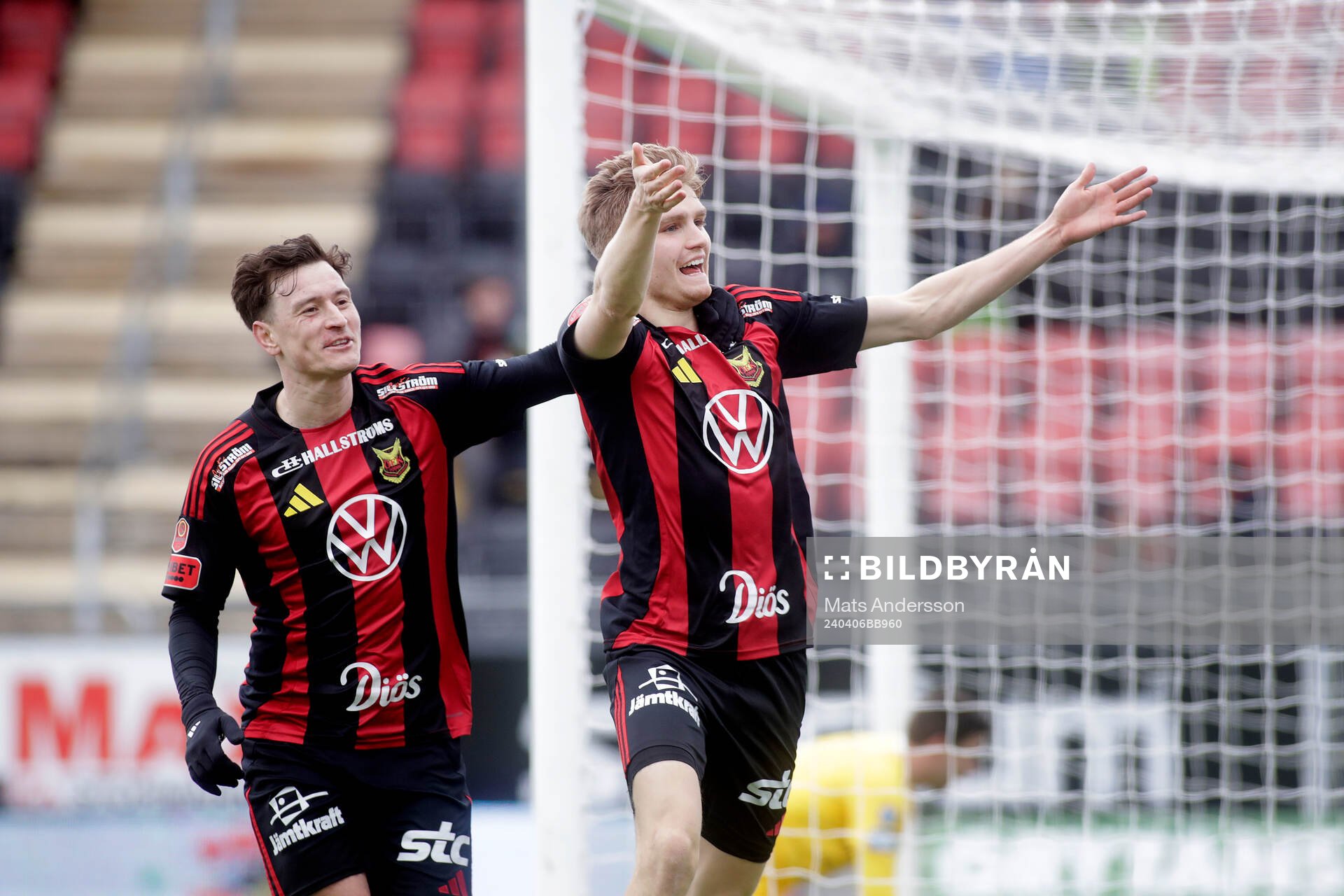 Östersunds Jakob Hedenquist jublar