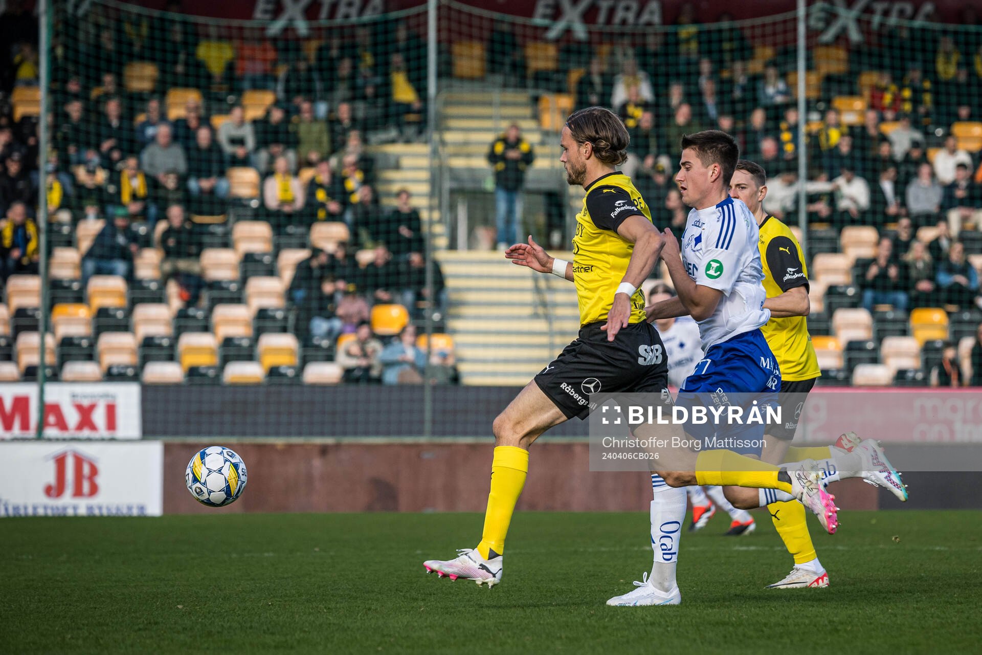 Mjällbys Tom Pettersson och IFK Norrköpings Carl Björk