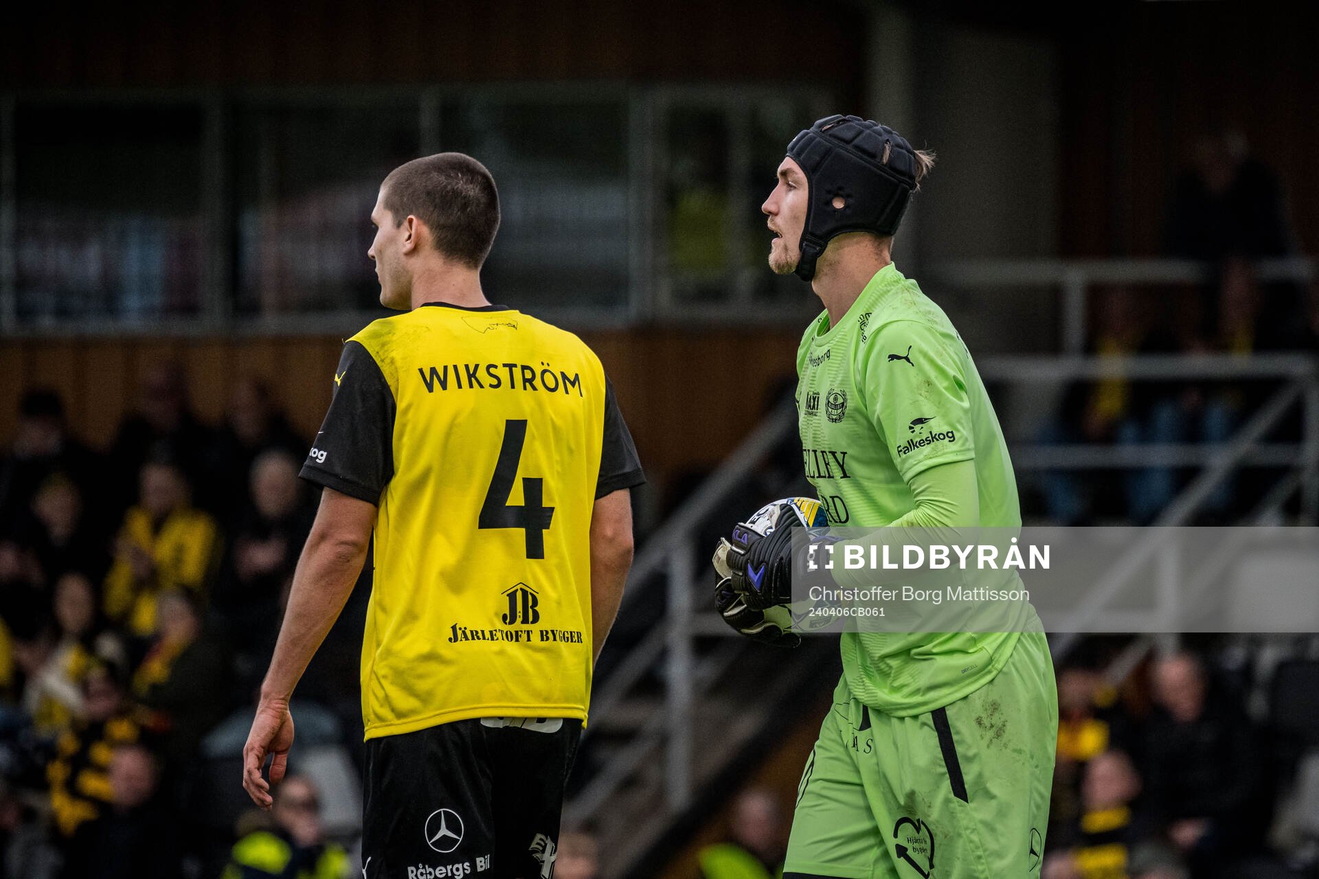 Mjällbys Rasmus Wikström och målvakt Noel Törnqvist