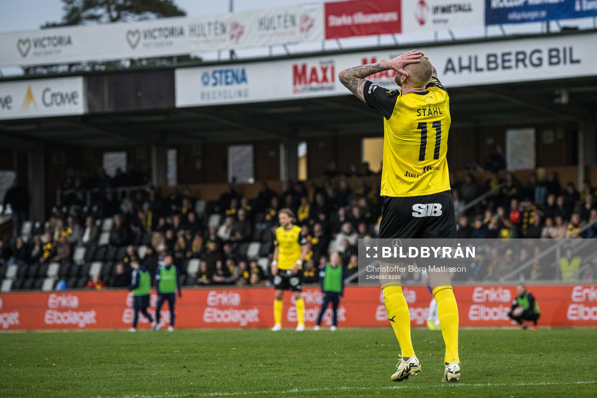 Mjällbys Adam Ståhl deppar