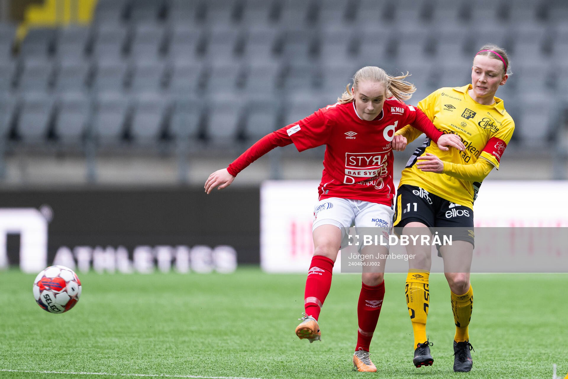 Degerfors Emma Jansson och Elfsborgs Leann Nyström