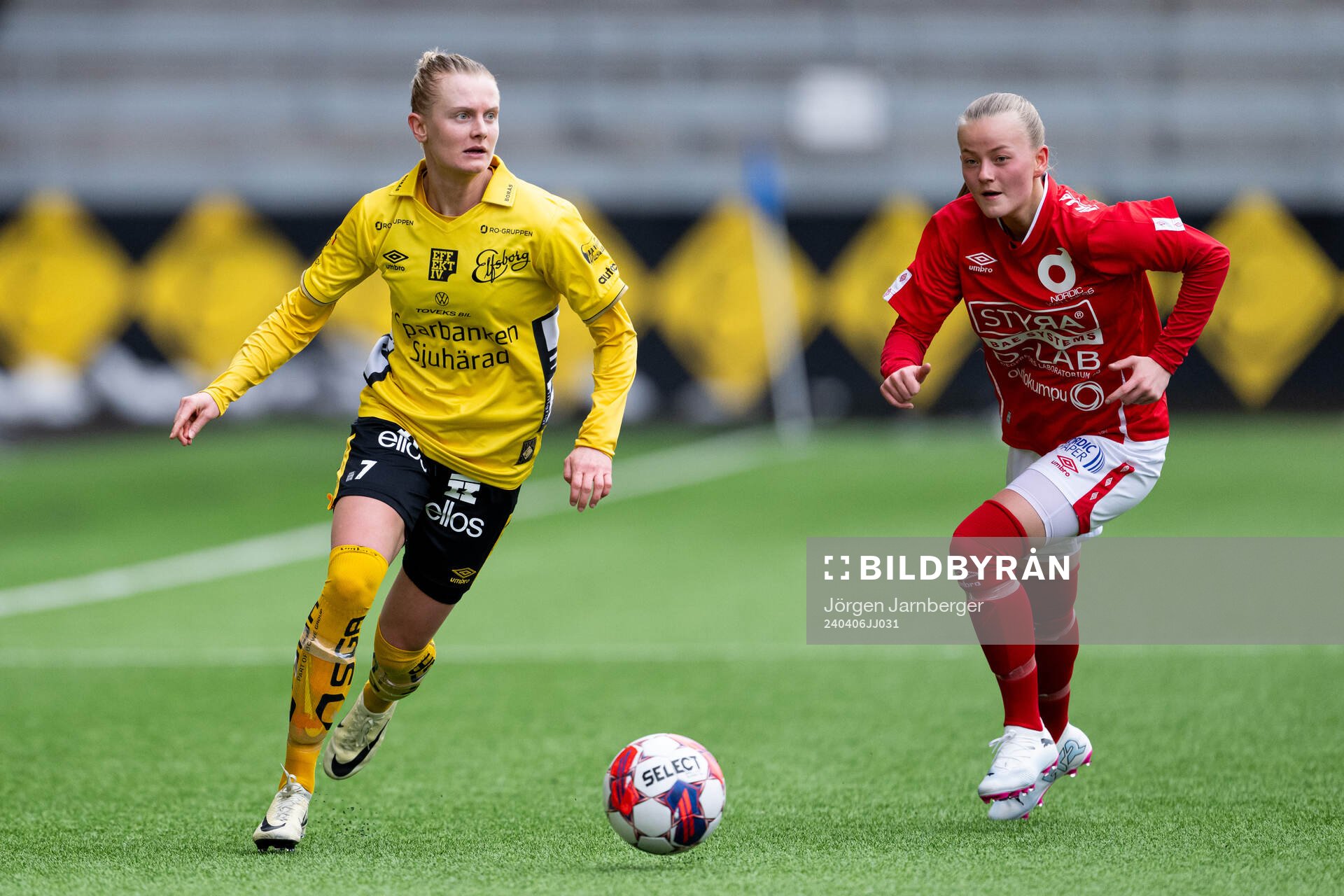 Elfsborgs Hanna Jiozon och Degerfors Rebecca Stålhammar