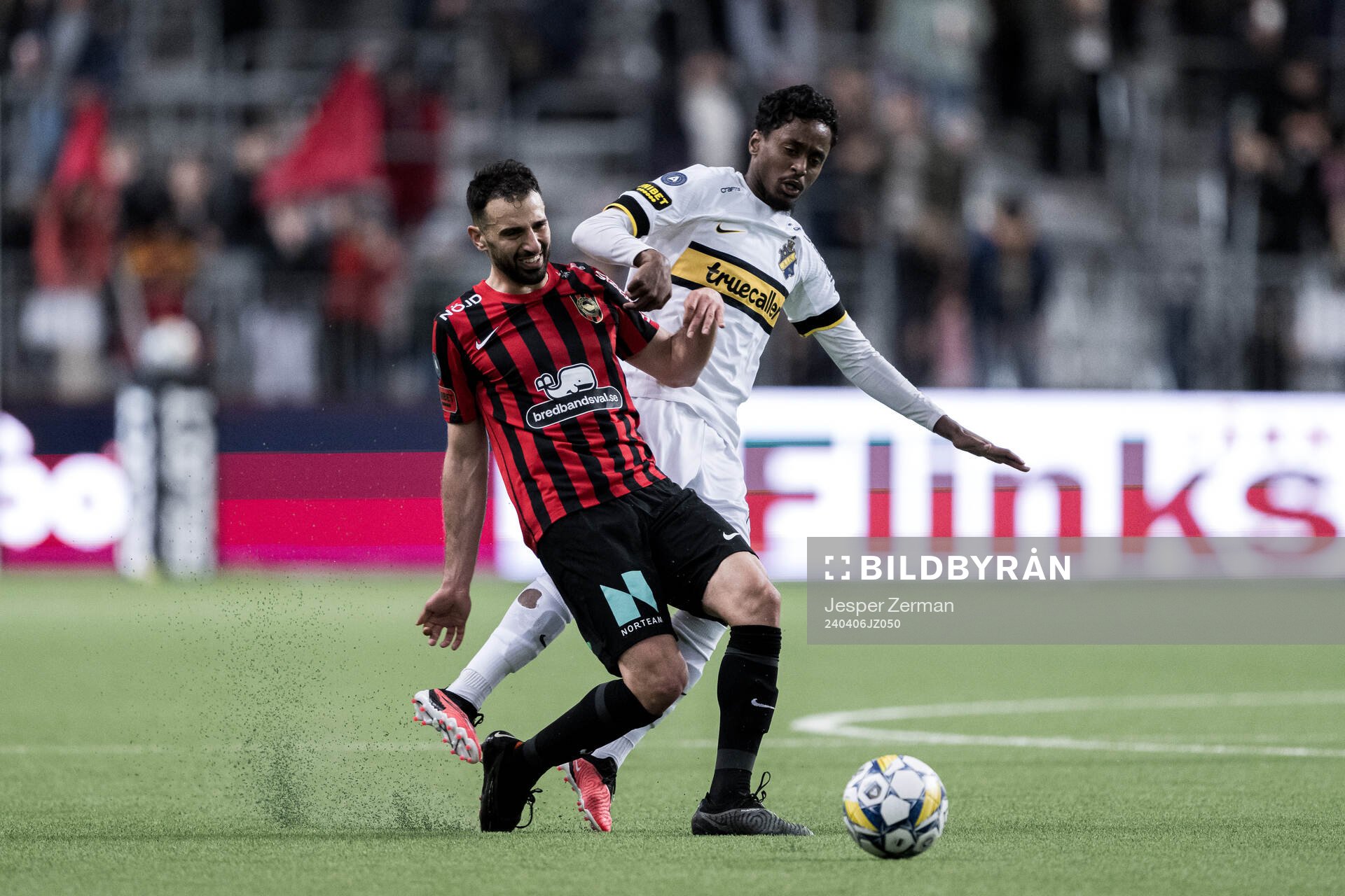 Brommapojkarnas André Calisir och AIKs Abdihakim Ali
