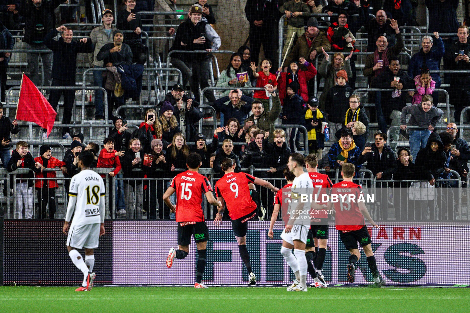 Brommapojkarnas Nikola Vasic jublar efter 2-2 under fotbollsmatchen i Allsvenskan mellan Brommapojkarna och AIK den 6 april 2024 i Stockholm.