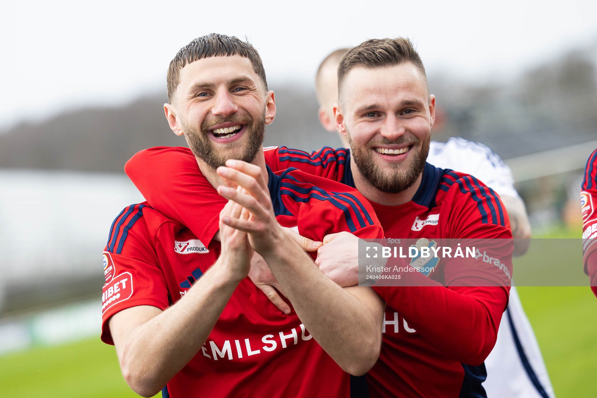 Östers Alibek Aliev jublar