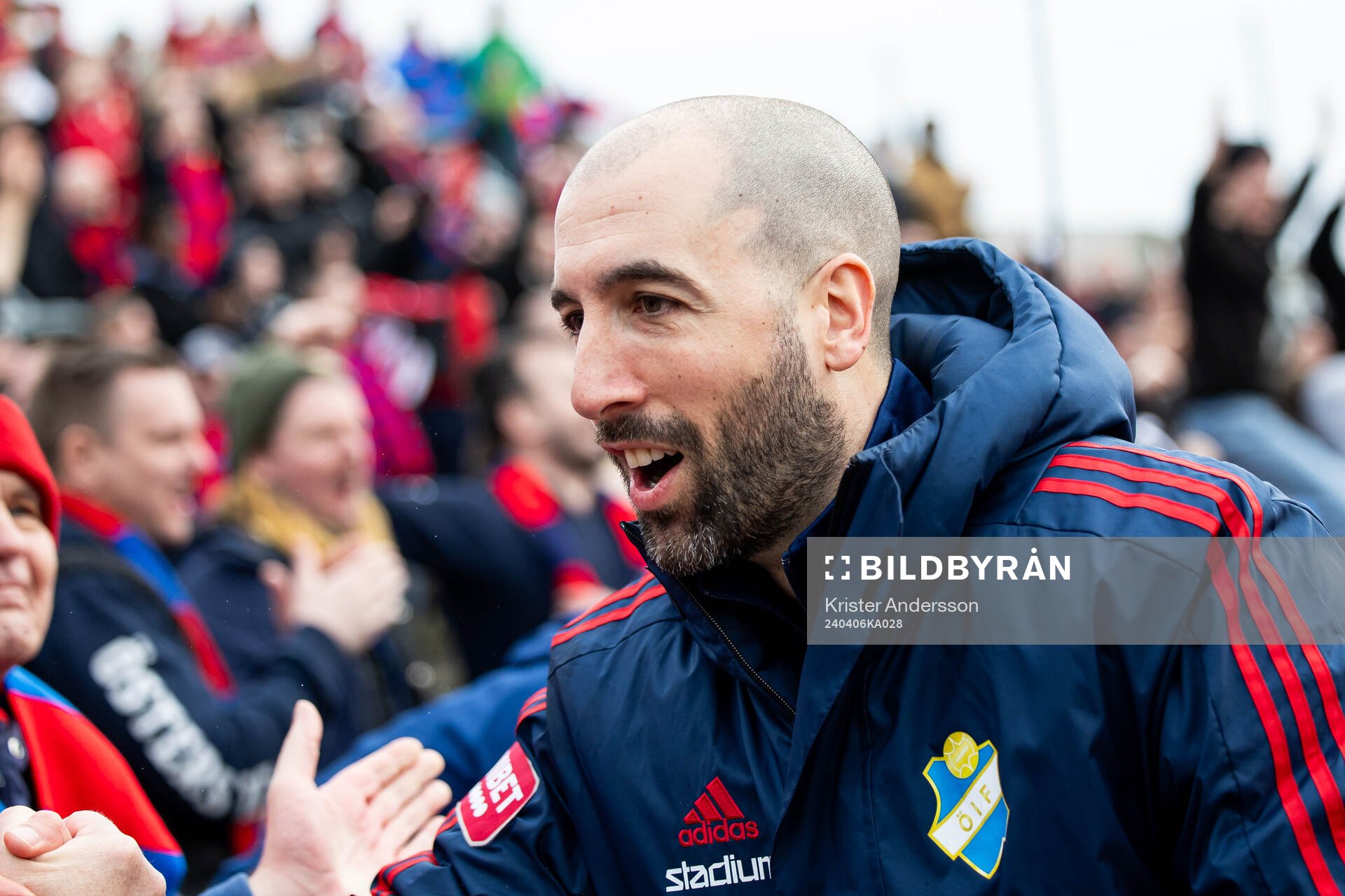 Östers tränare Martin Foyston jublar