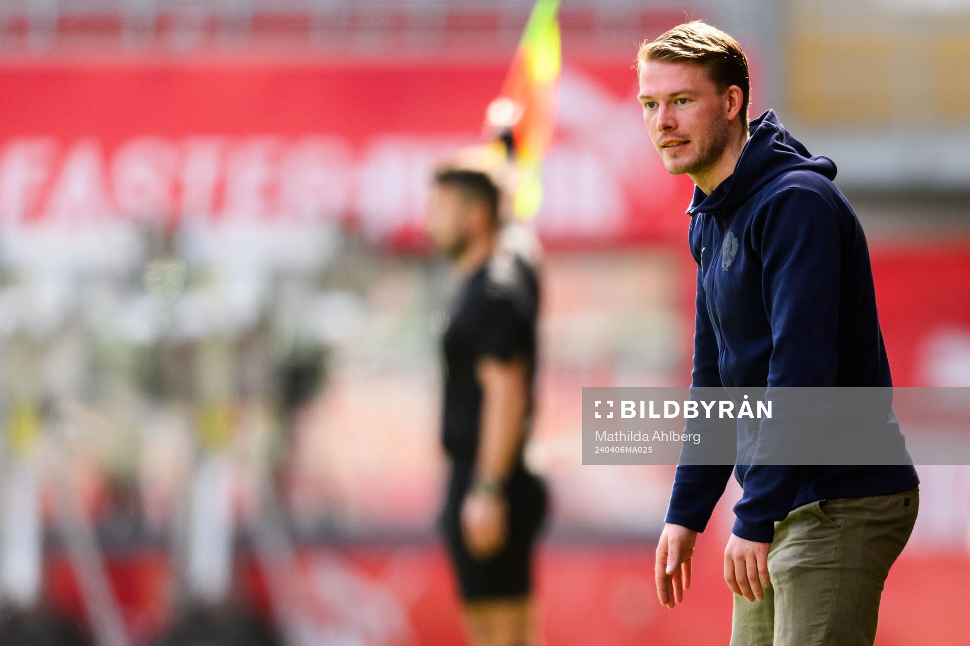 Helsingborg s tränare Kristoffer Schönbeck deppar