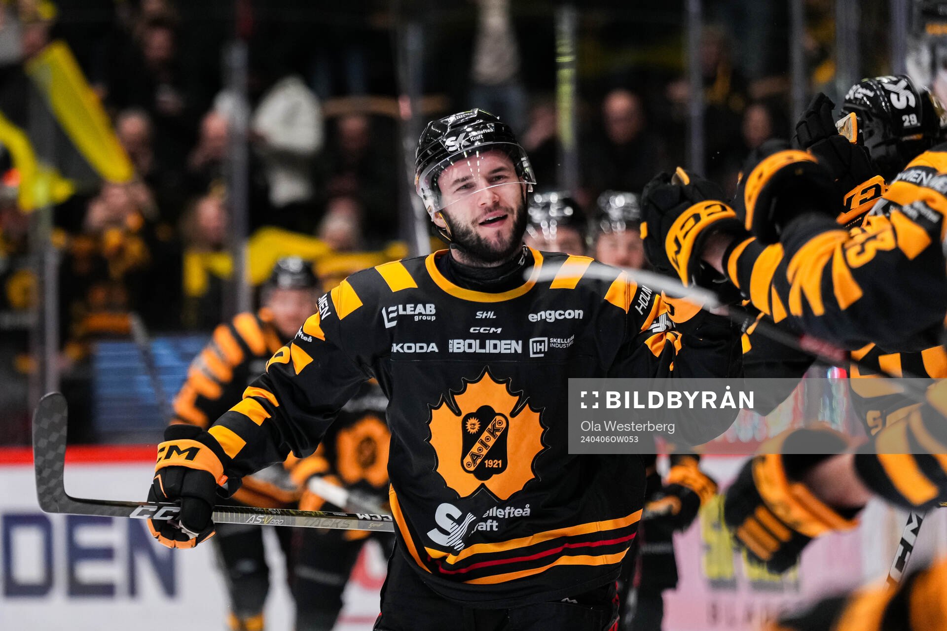 Skellefteås Martins Dzierkals jublar
