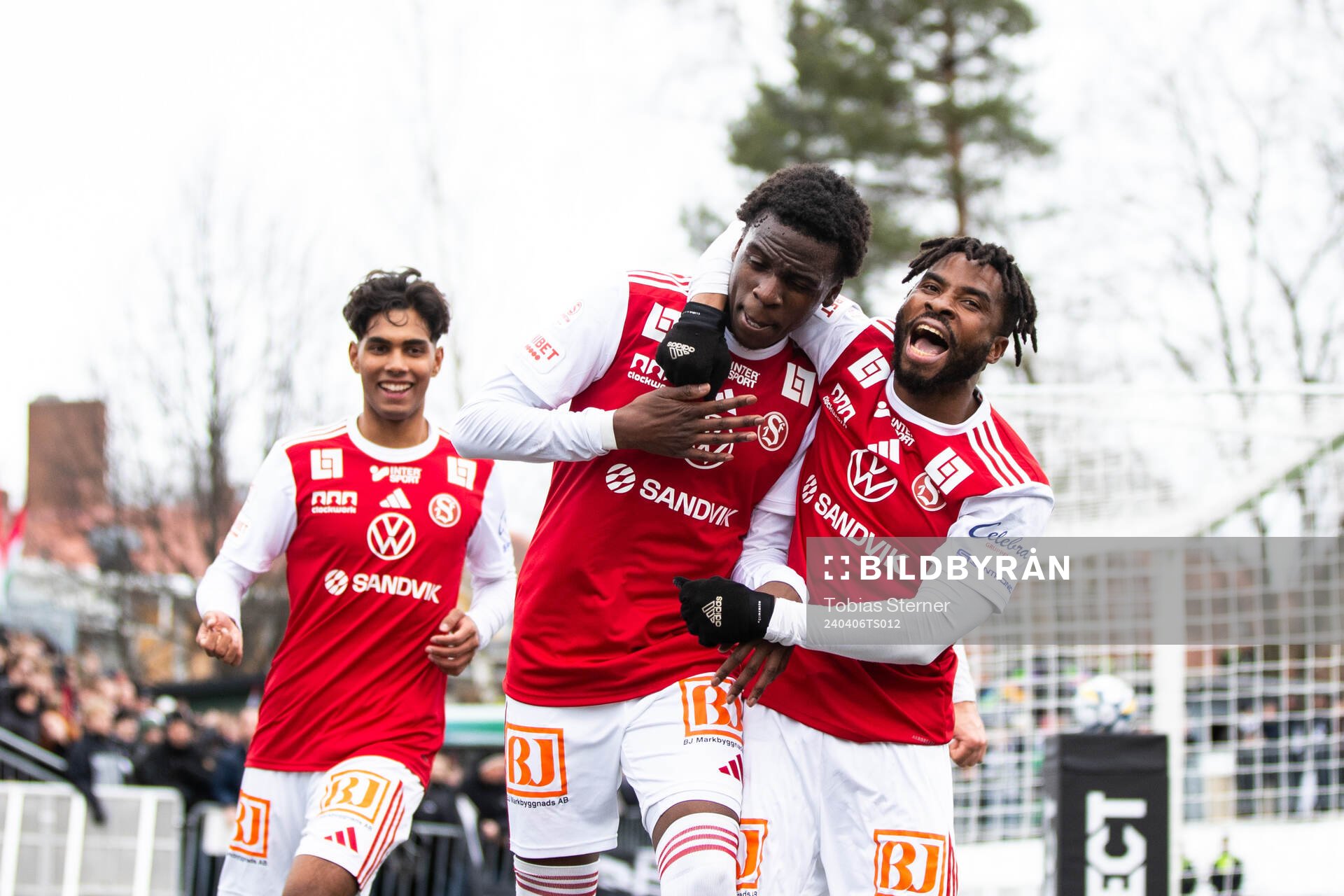 Sandvikens IFs Calvin Kabuye jublar