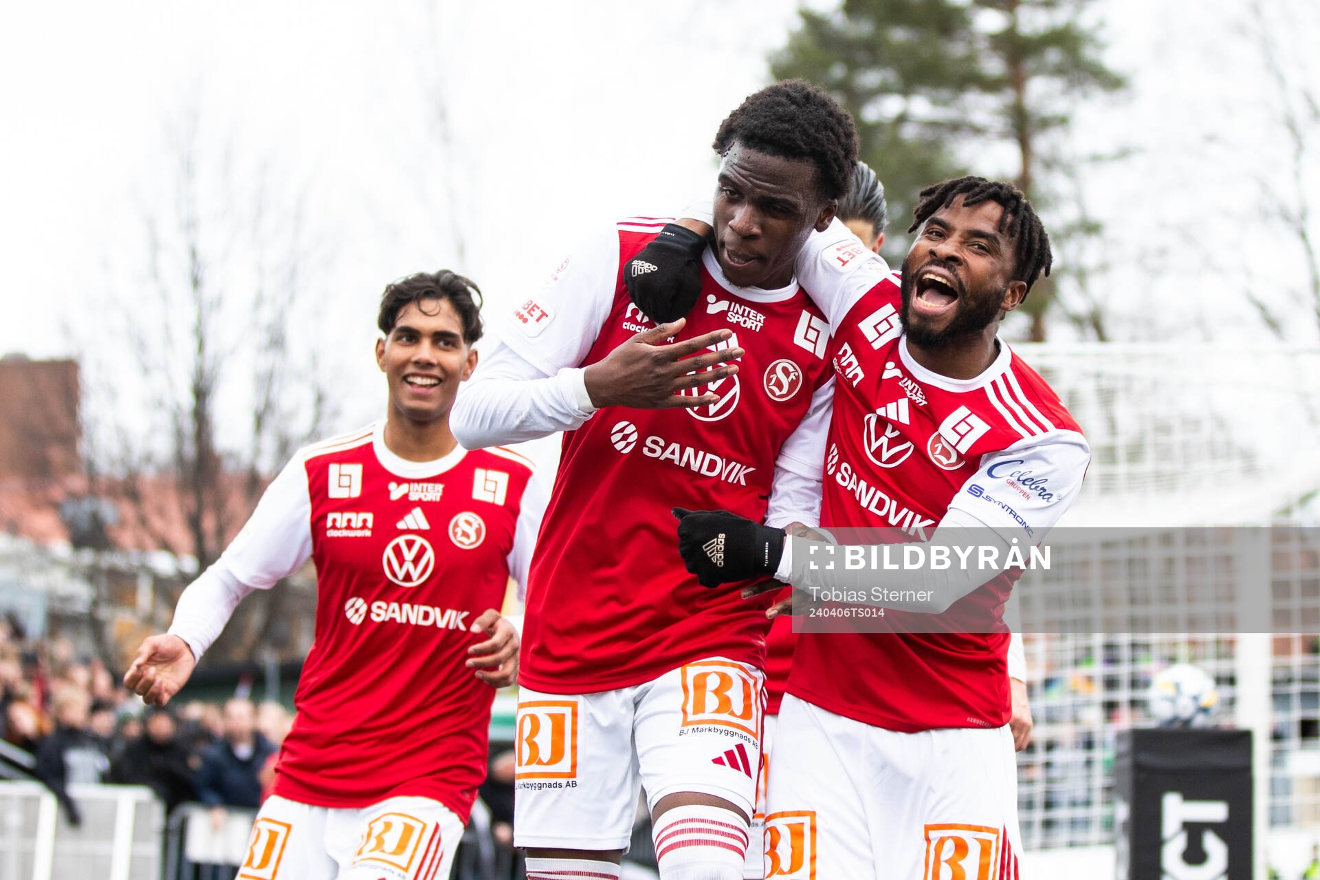 Sandvikens IFs Calvin Kabuye jublar