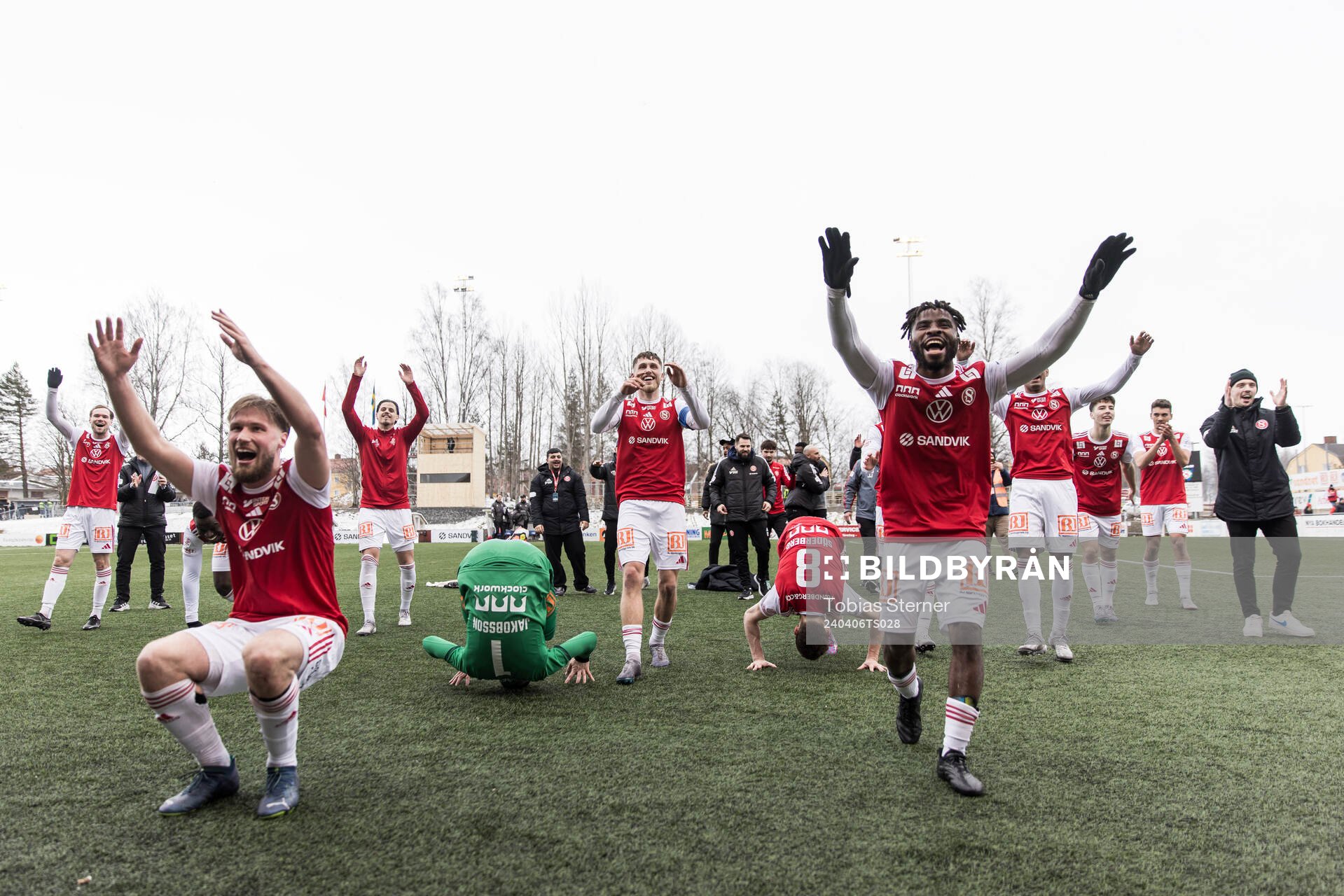 Sandvikens IFs spelare jublar