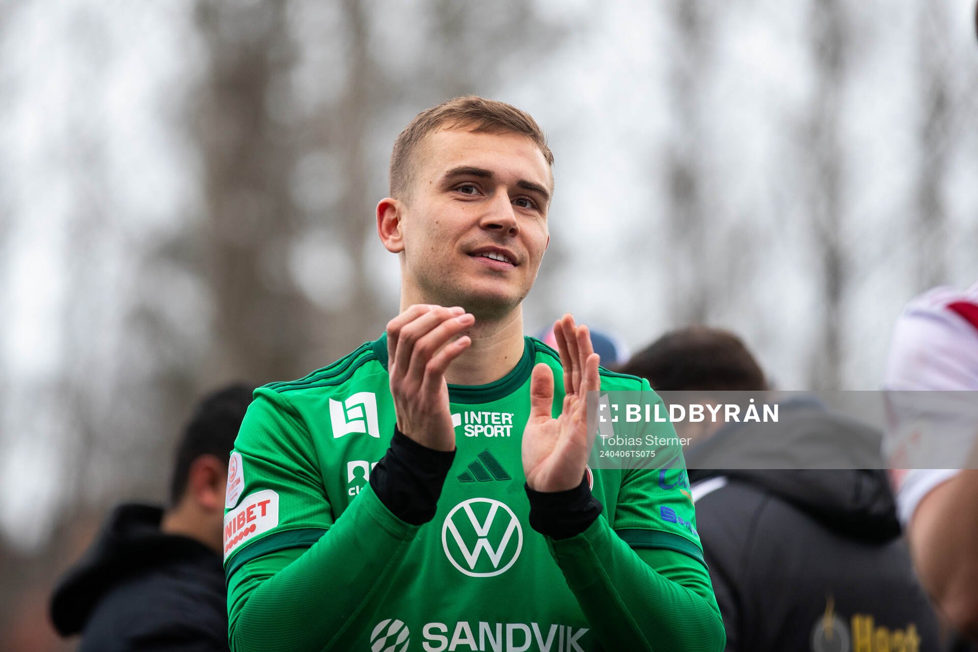 Sandvikens IFs målvakt Felix Jakobsson jublar