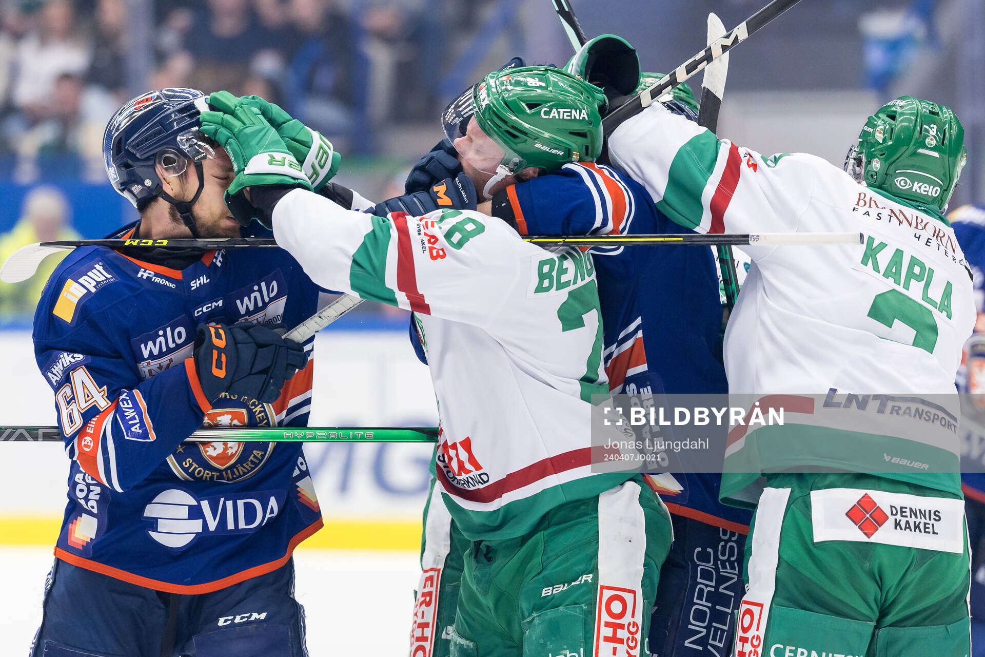 Växjös Eric Martinsson mot Rögles Anton Bengtsson och