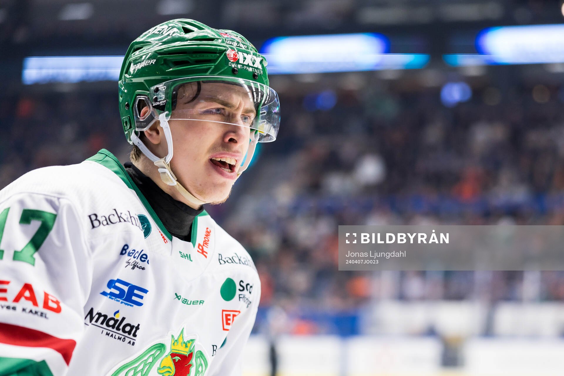 Rögles Simon Zether jublar