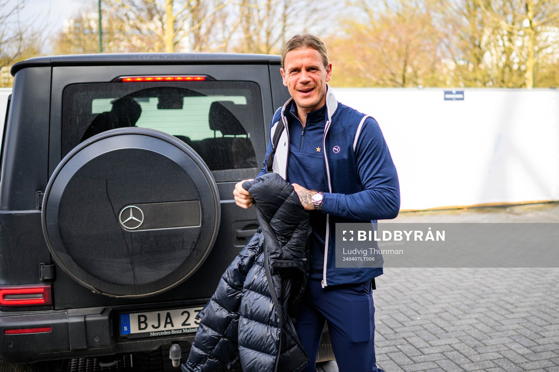 Malmö FFs målvakt Johan Dahlin ankommer till arenan