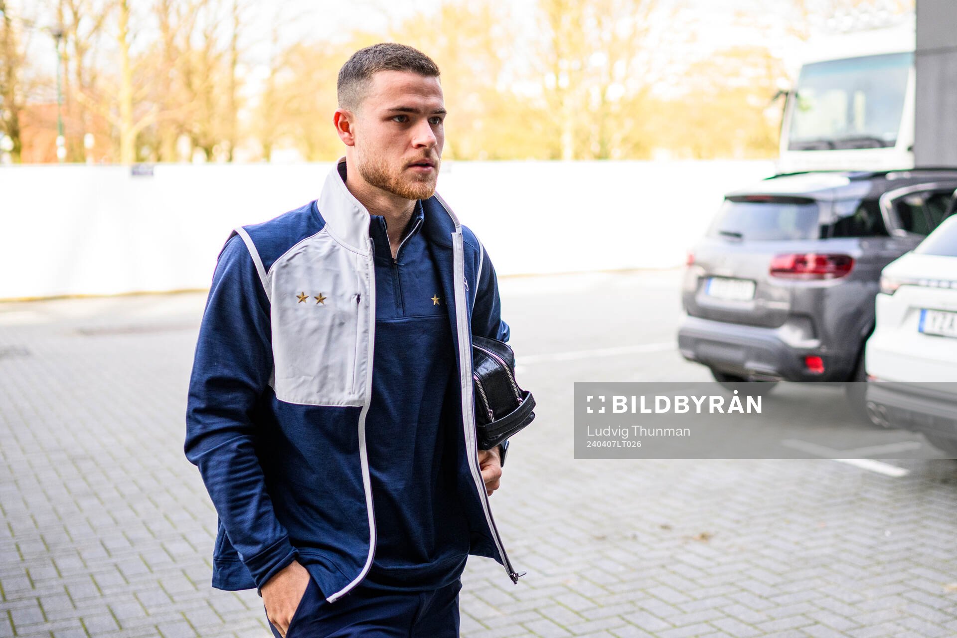 Malmö FFs Gabriel Busanello ankommer till arenan